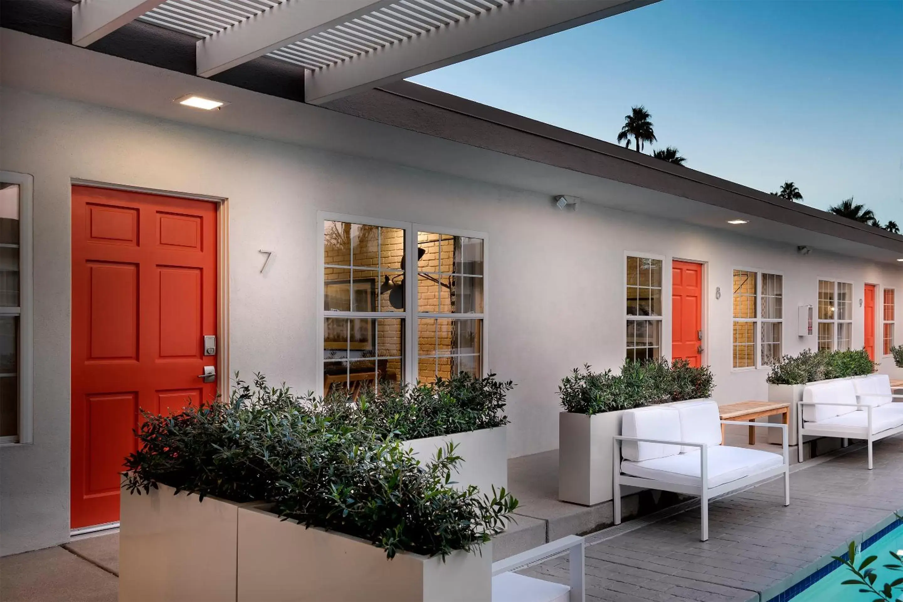 Swimming pool in the Weekend Palm Springs Swimming pool in the Weekend Palm Springs