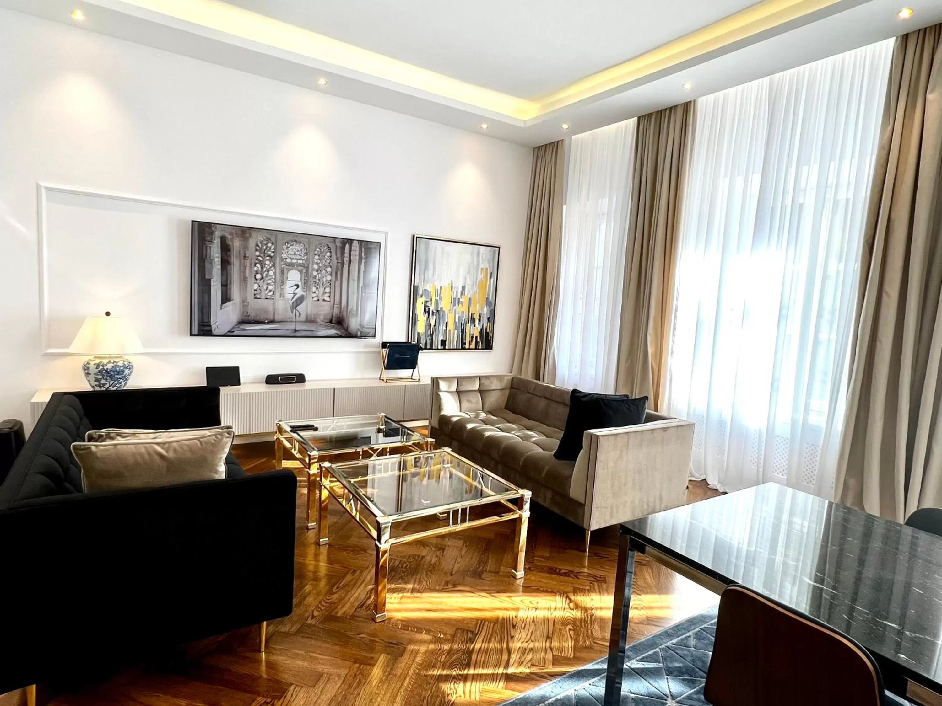 Living room in Luxury Apartments MONDRIAN Market Square III
