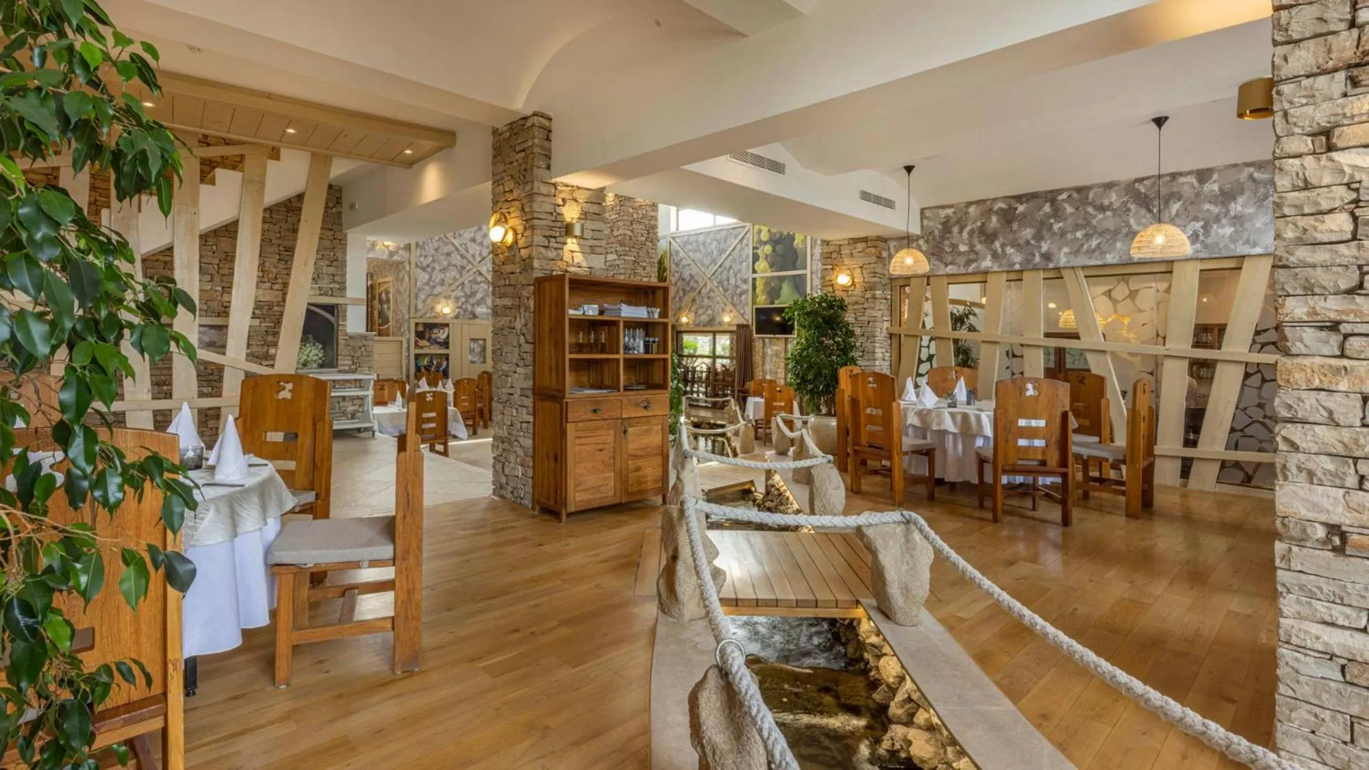 Restaurant/places to eat in Herceg Etno Selo Međugorje