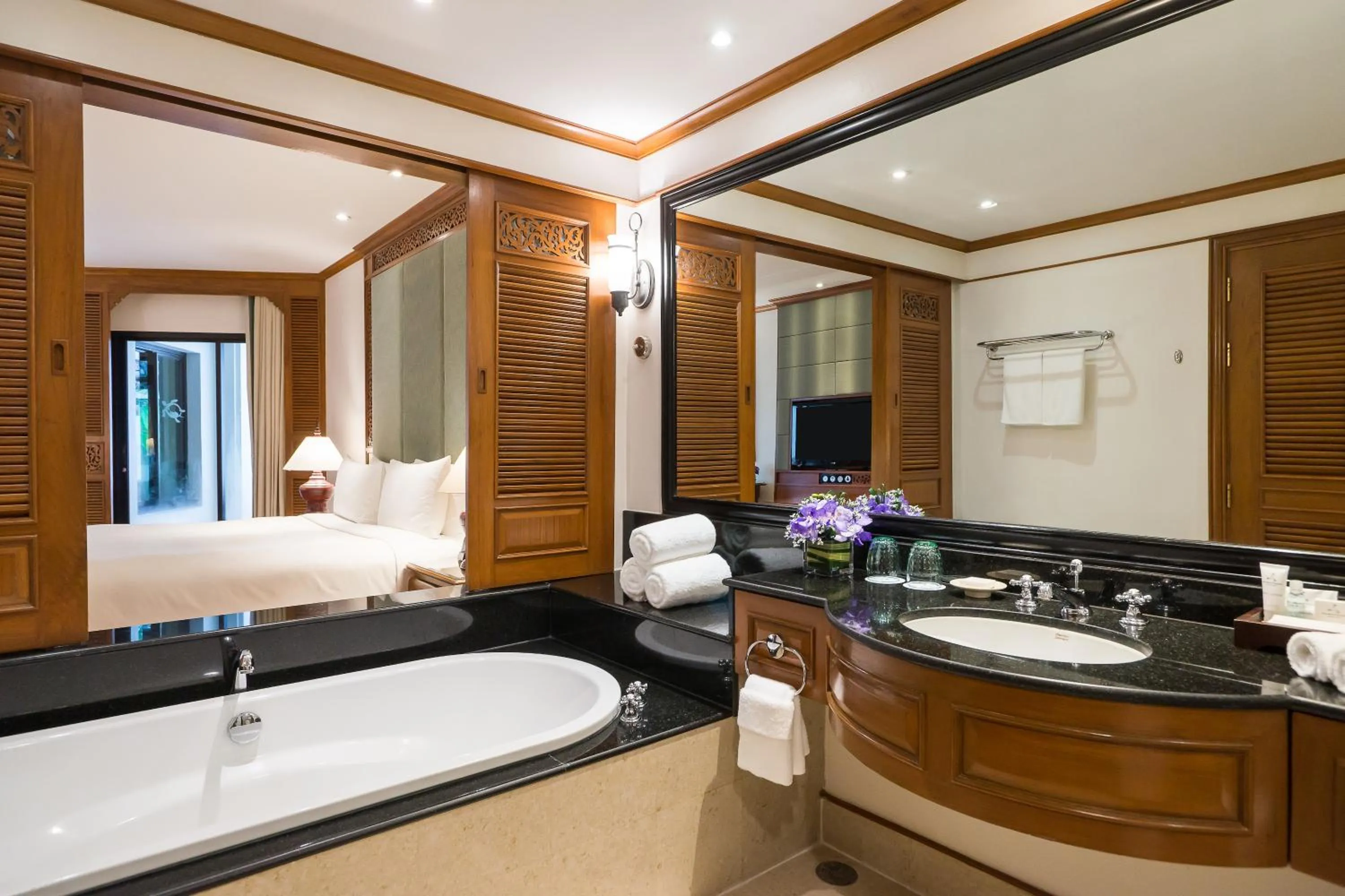 Bathroom, Bed in JW Marriott Phuket Resort and Spa