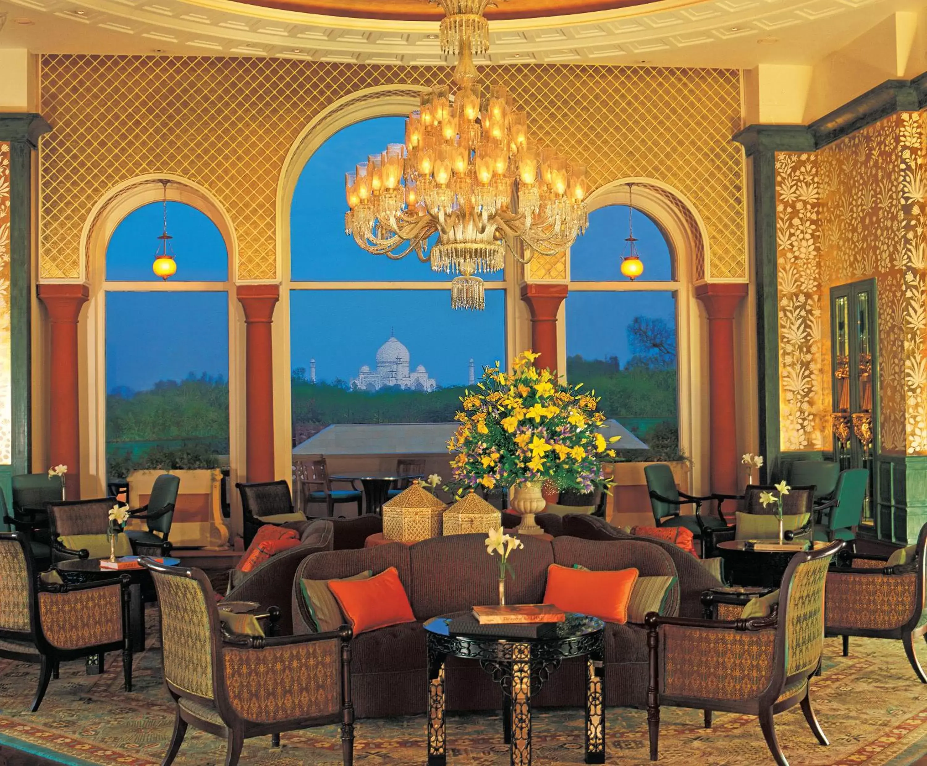 Lobby or reception, Restaurant/Places to Eat in The Oberoi Amarvilas Agra