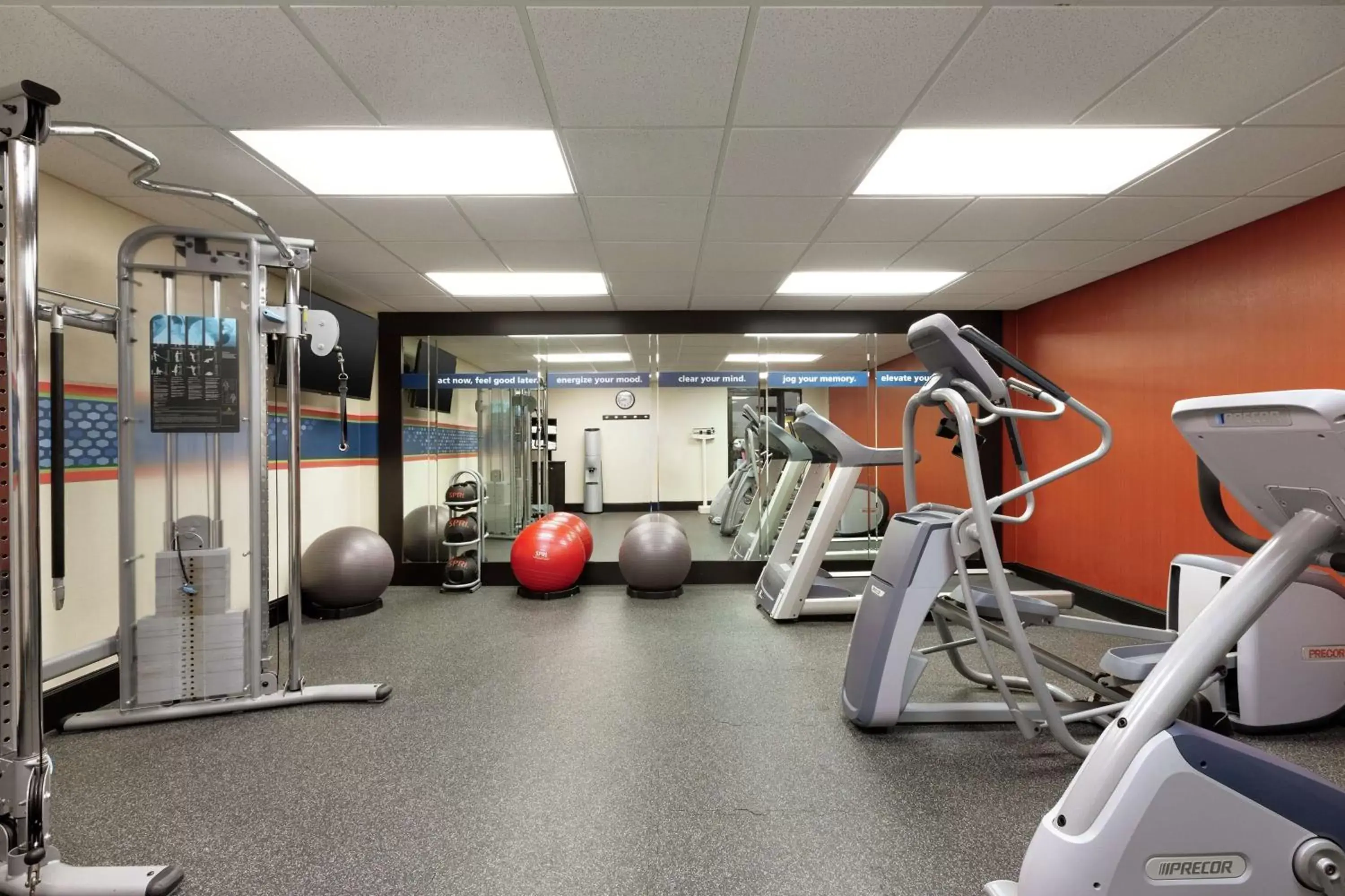 Fitness centre/facilities, Fitness Center/Facilities in Hampton Inn and Suites Houston Clear Lake NASA