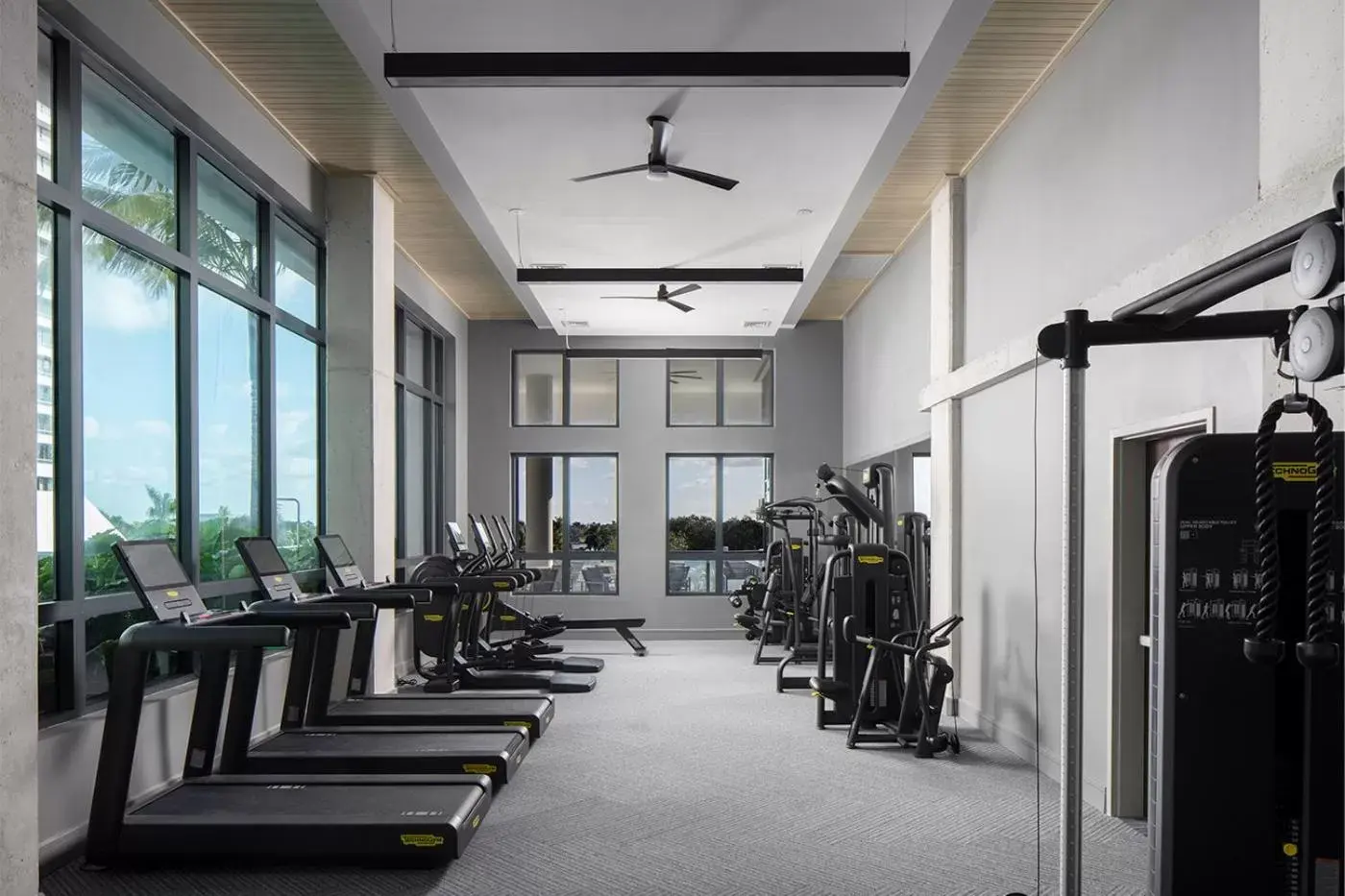 Fitness centre/facilities in AKA West Palm
