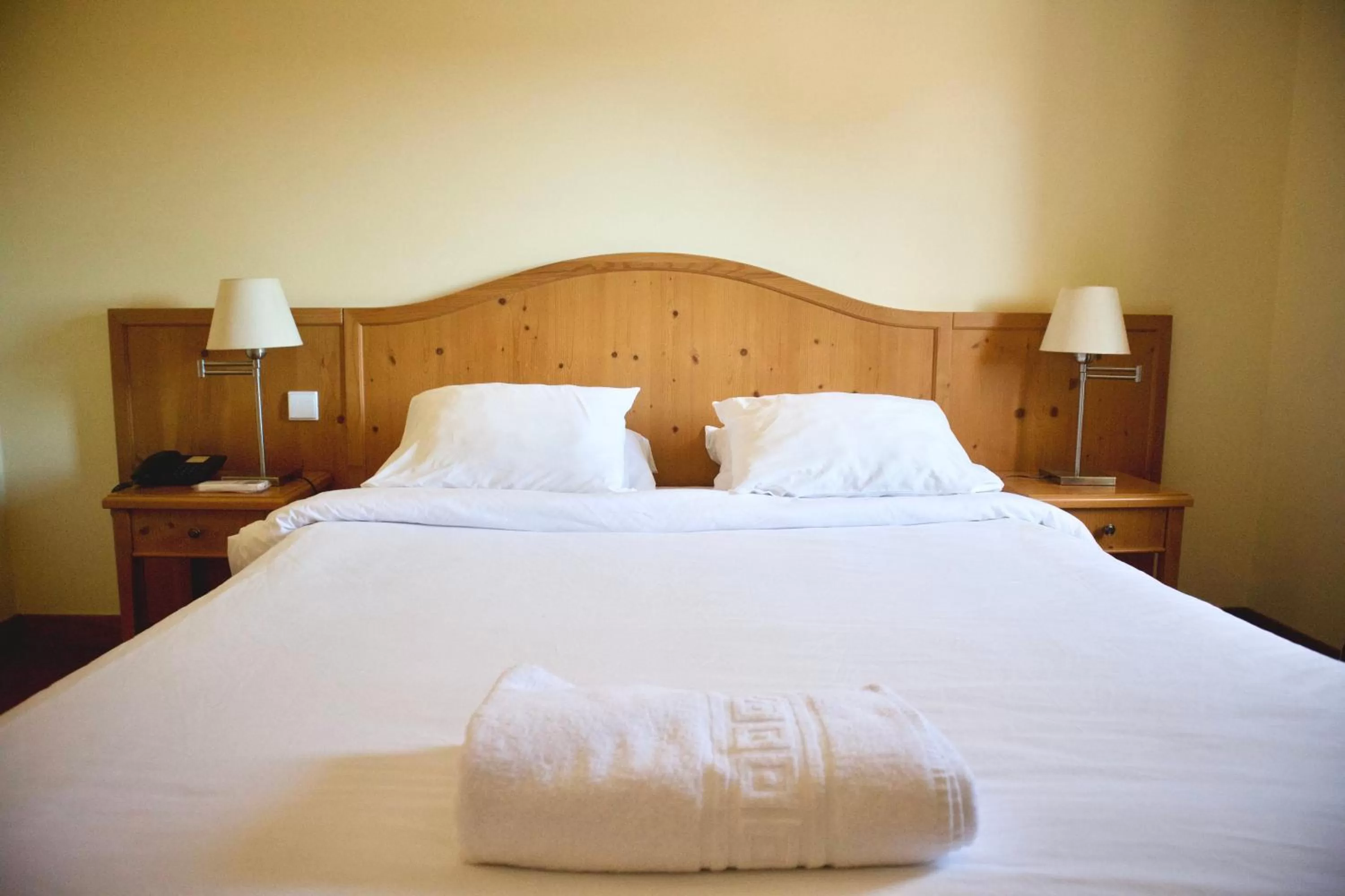 Bedroom, Bed in Amazonia Palmela Apartamentos Turisticos