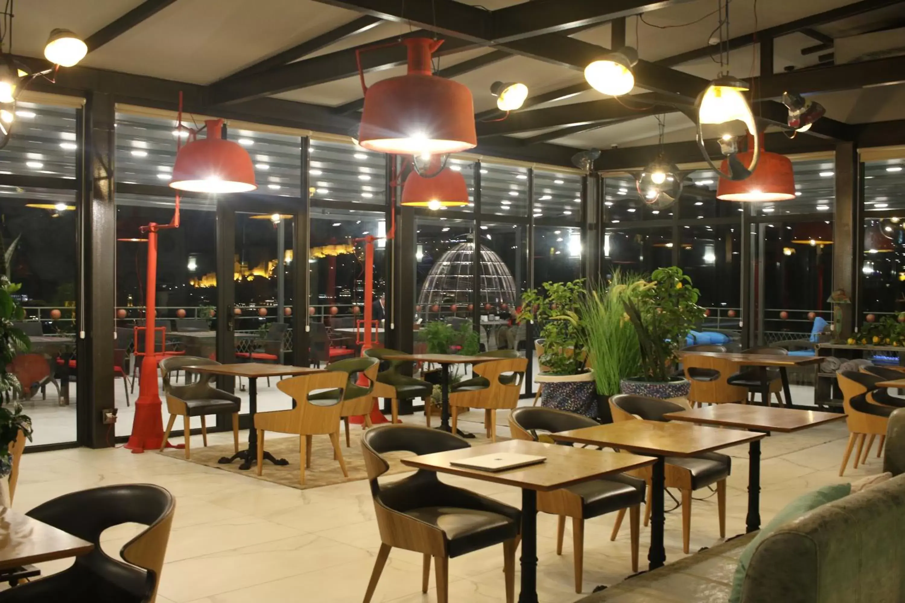 Restaurant/places to eat in Brim Hotel Restaurant/places to eat in Brim Hotel