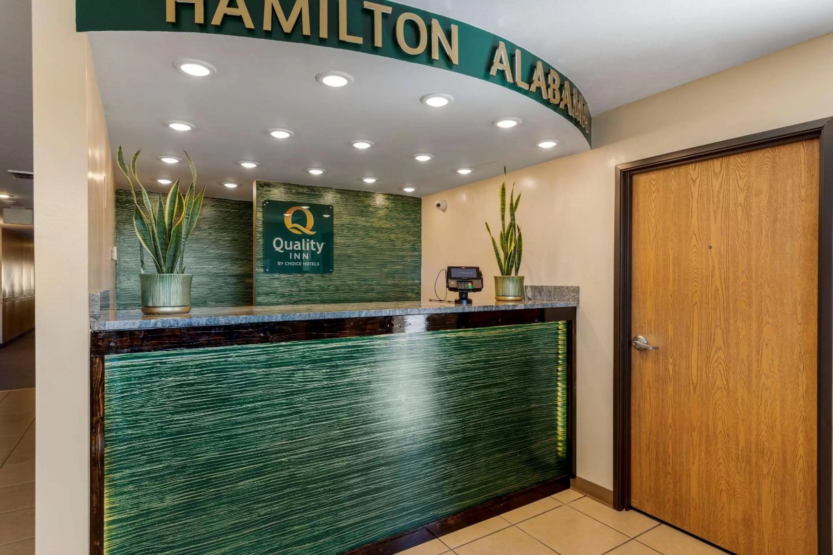 Lobby or reception in Quality Inn Hamilton