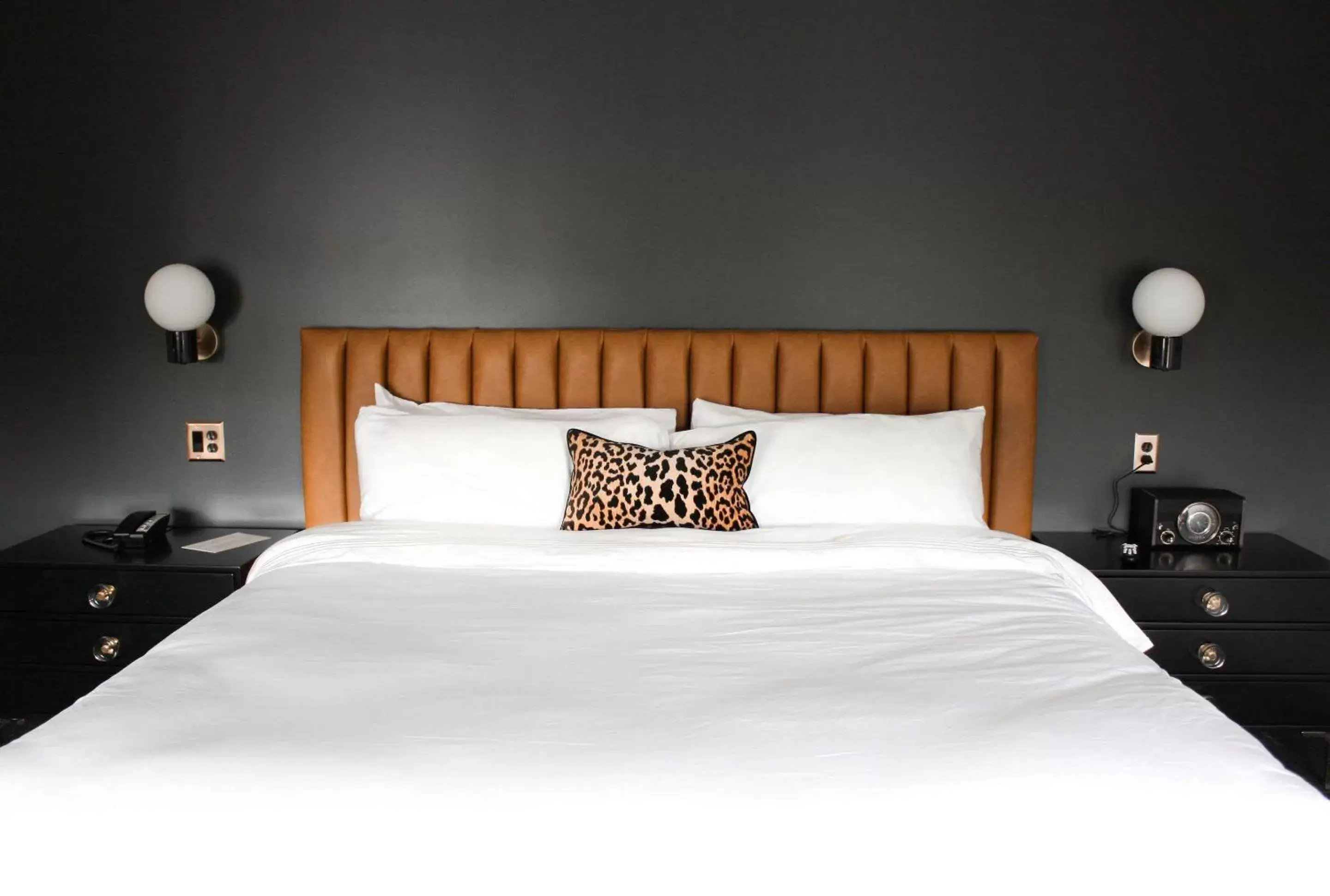 Bed in The Inn Hotel, Ascend Hotel Collection