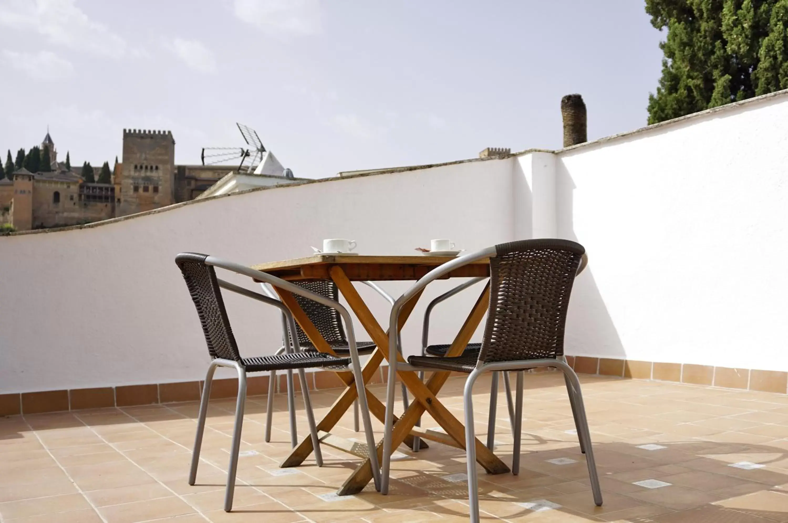 Landmark view, Balcony/Terrace in CANDIL SUITE Comares