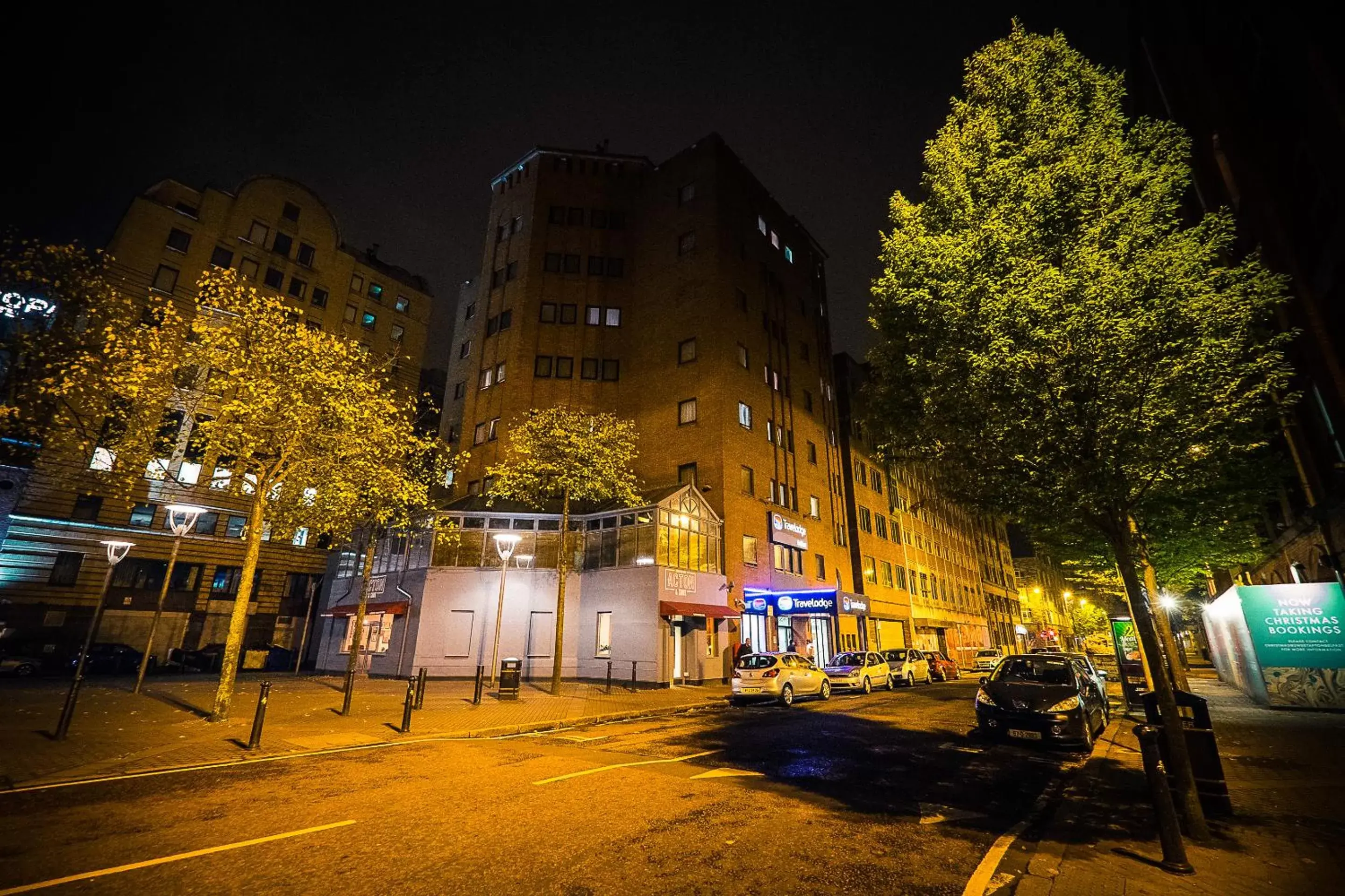 Neighbourhood, Property Building in Travelodge Belfast