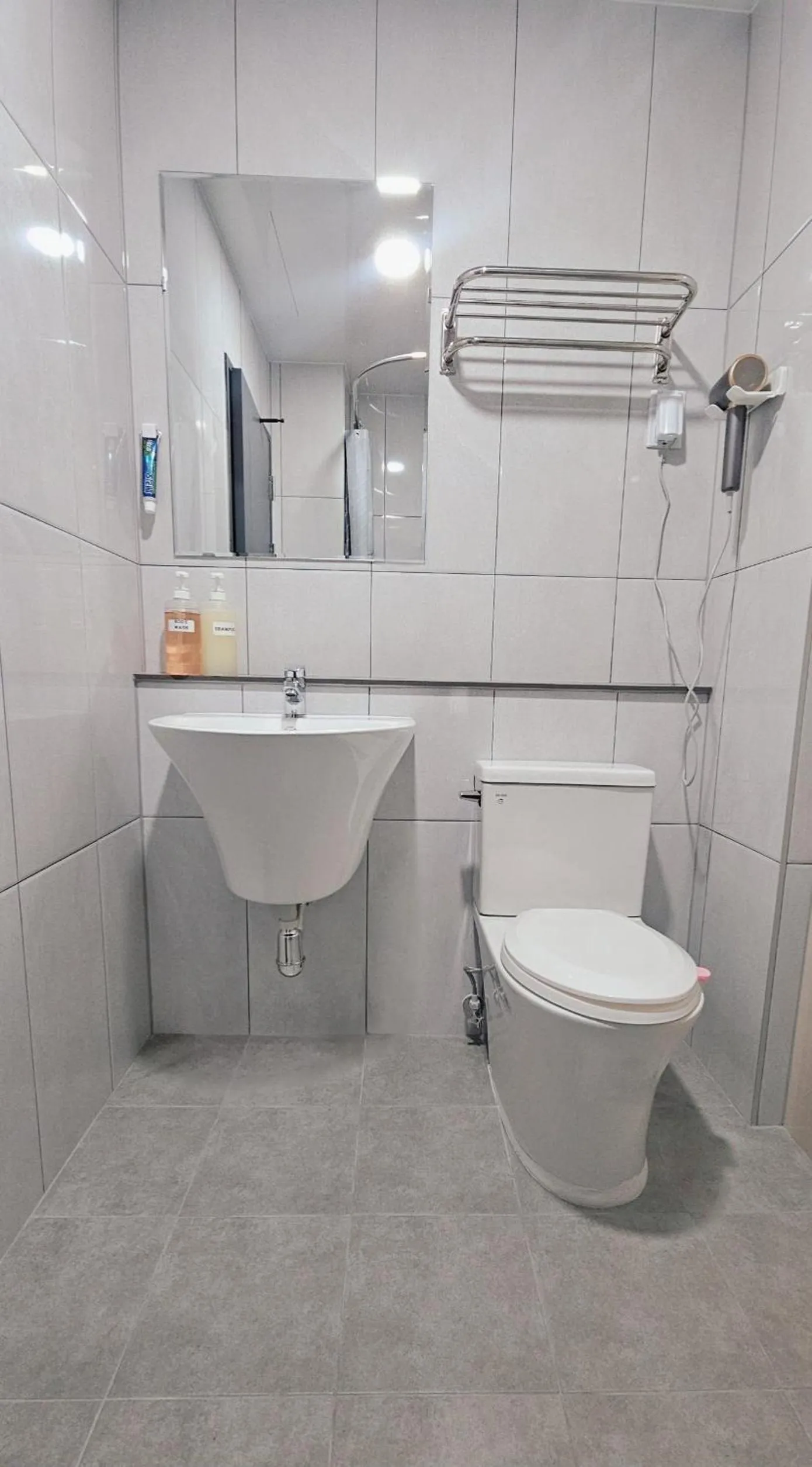 Shower in Dream Guesthouse