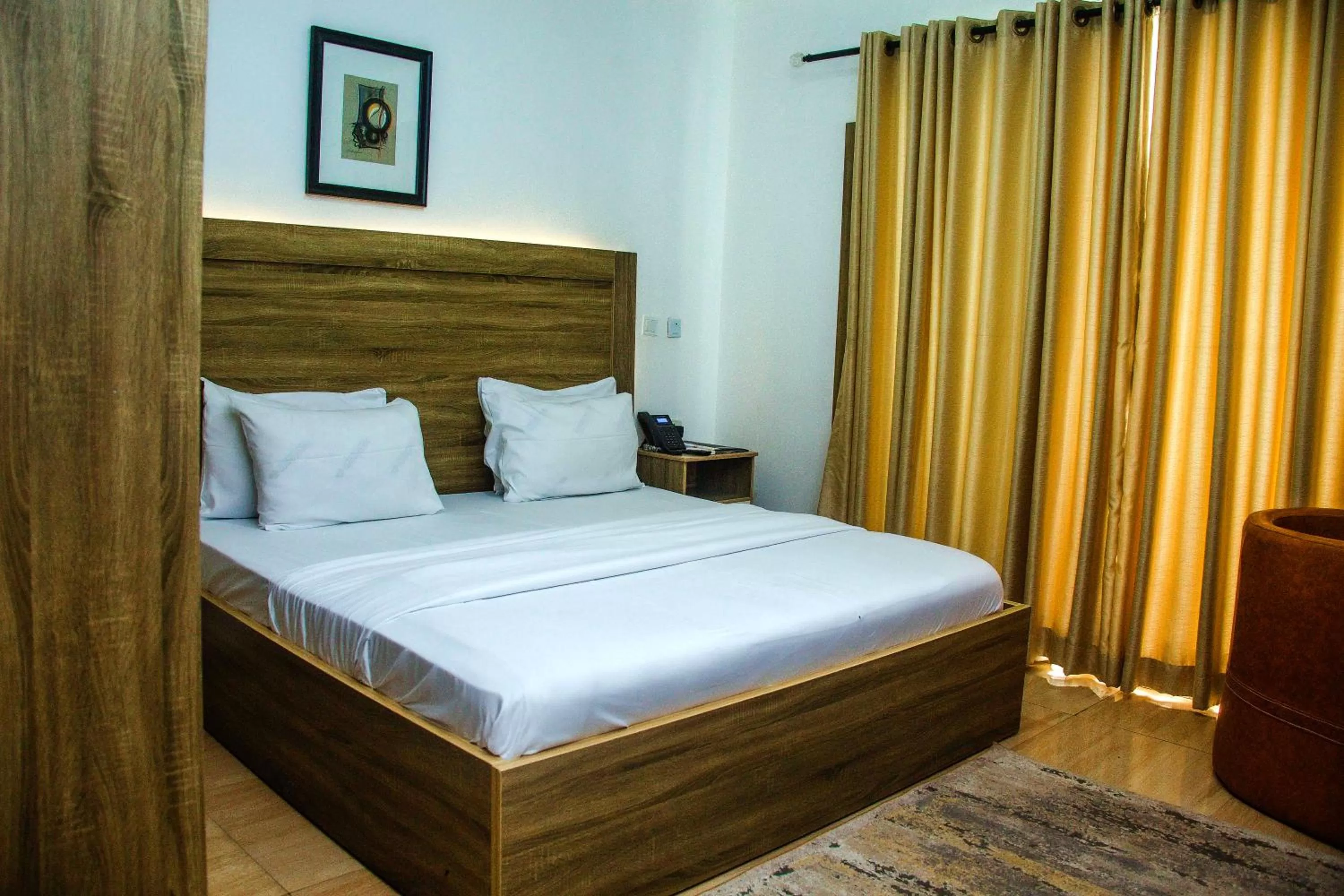 Bed in Hotel Capitol