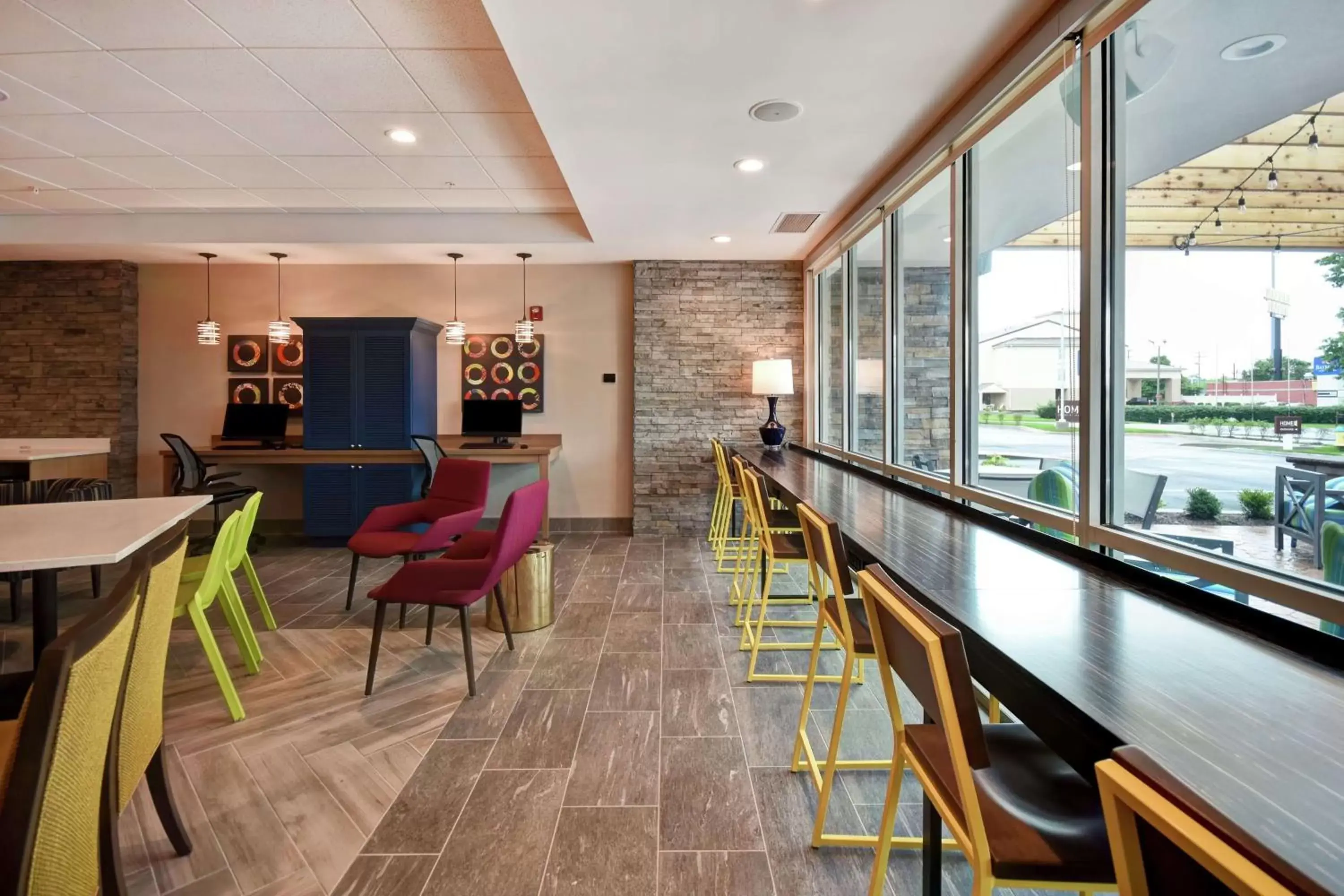 Lobby or reception, Lounge/Bar in Home2 Suites By Hilton Georgetown