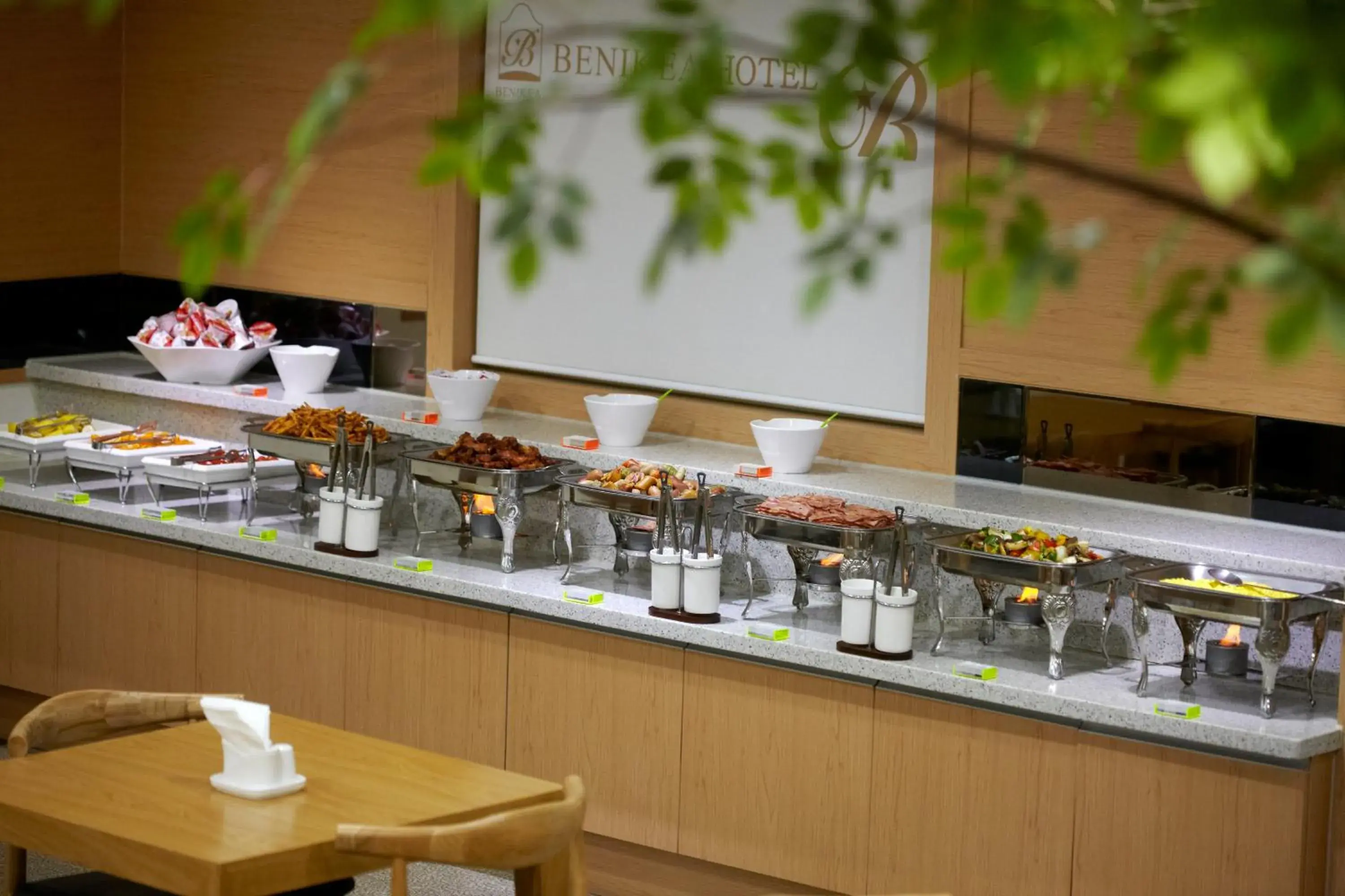 Buffet breakfast, Restaurant/Places to Eat in Benikea Hotel Yeosu