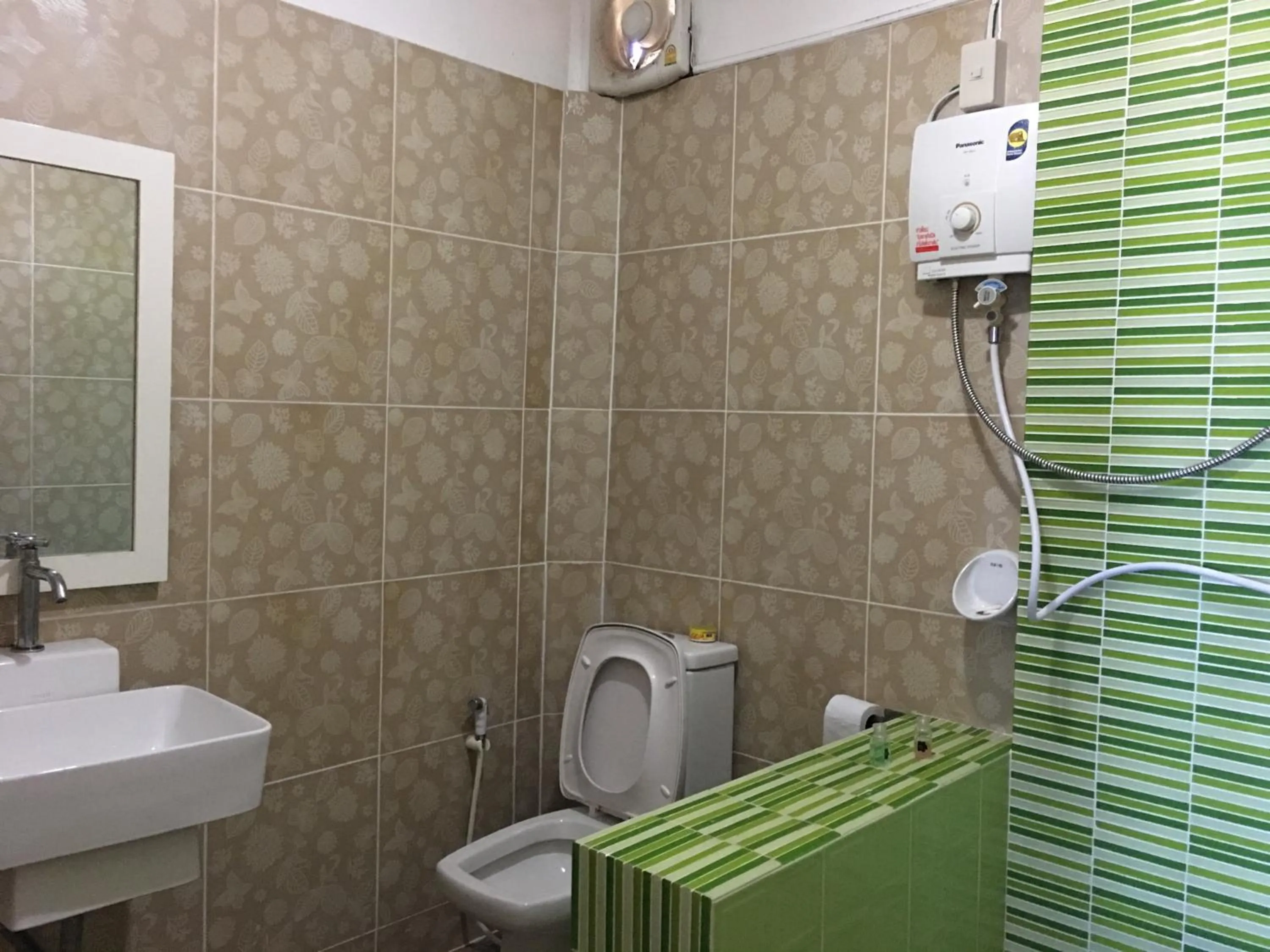 Bathroom in Lanta Garden Home