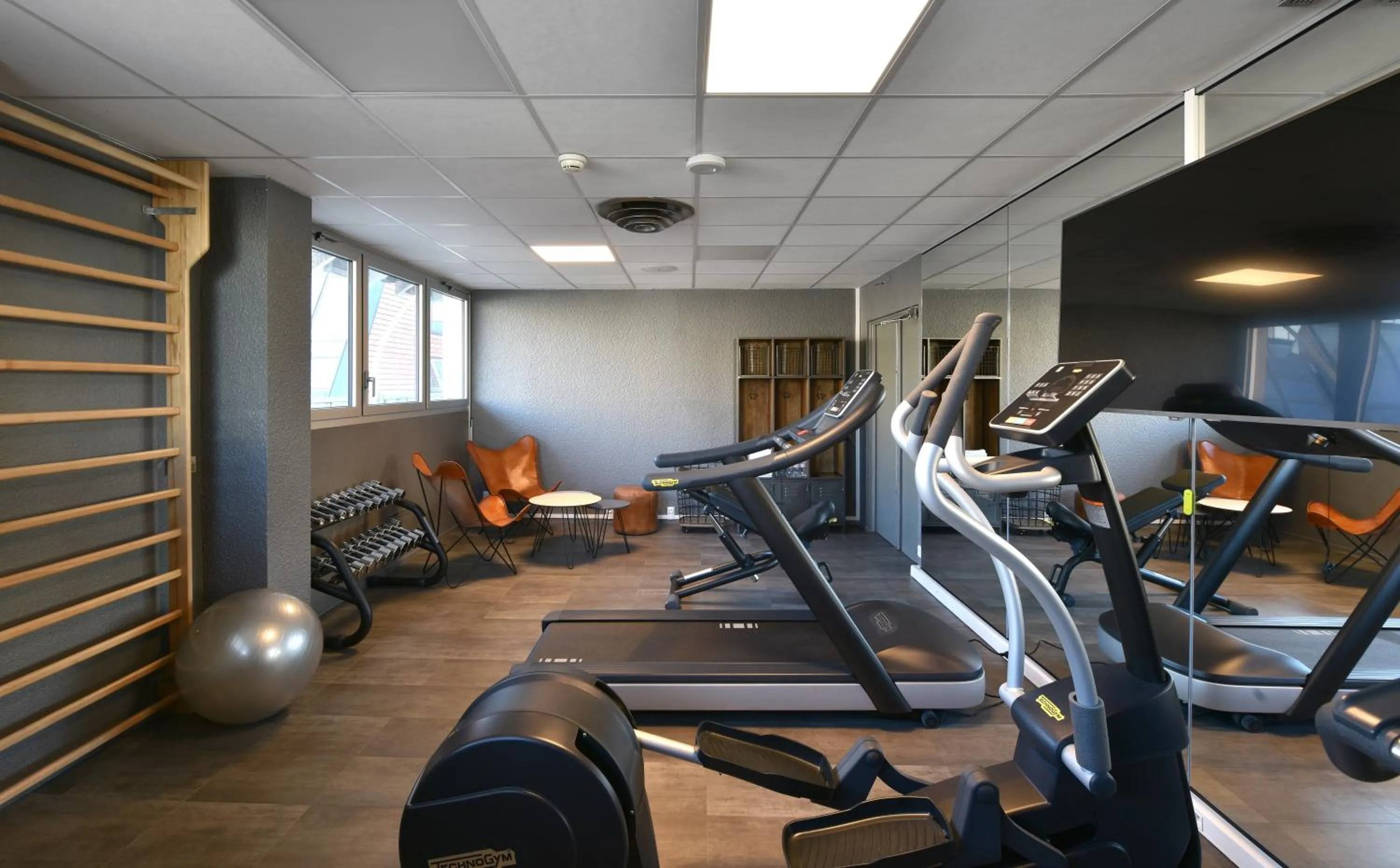 Fitness centre/facilities in Mercure Le Havre Centre Bassin Du Commerce