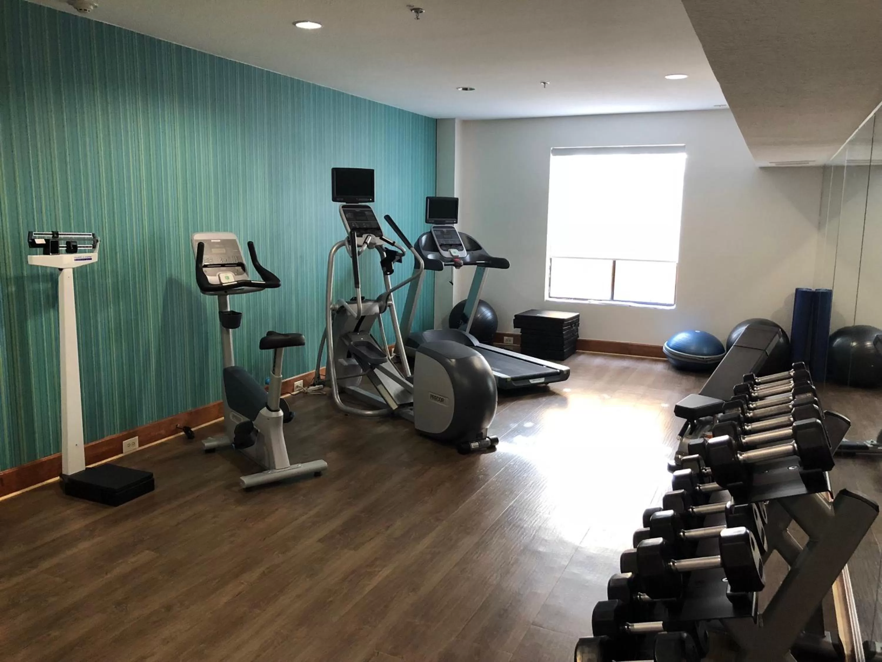 Fitness centre/facilities in Holiday Inn Express Arlington Interstate 20 Parks Mall by IHG