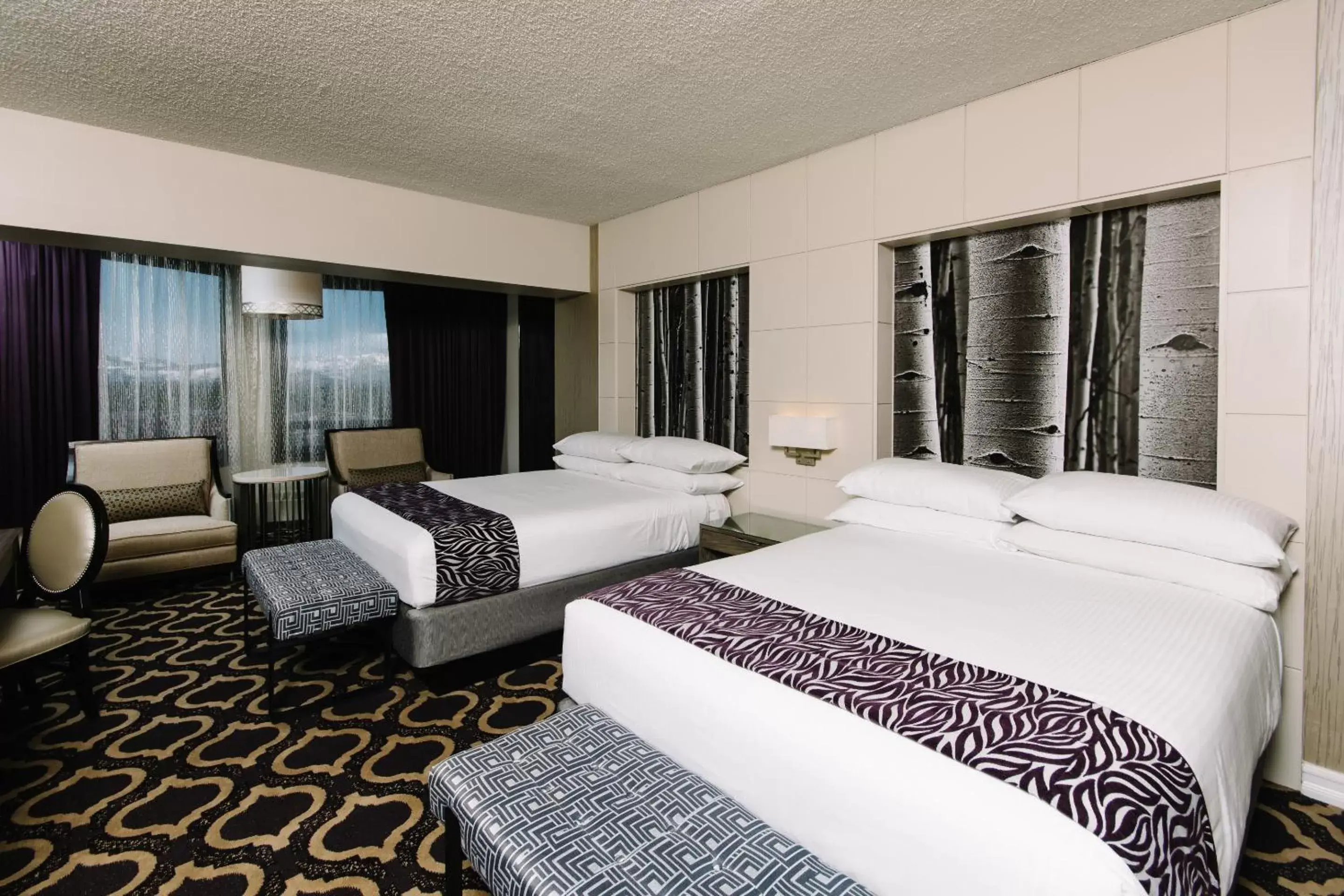 Bedroom in Harrah's Lake Tahoe Hotel & Casino