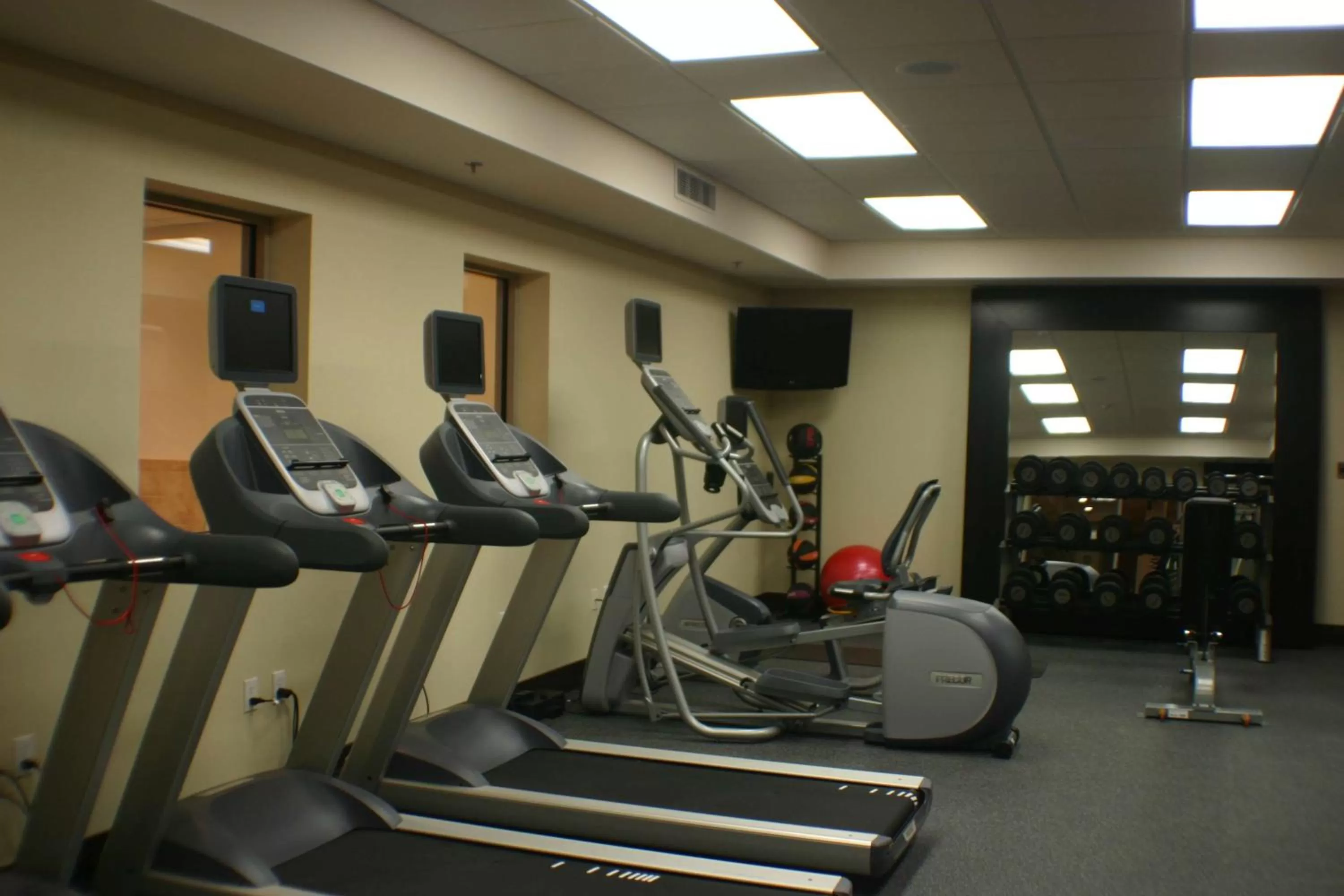 Fitness centre/facilities in Hampton Inn Limerick