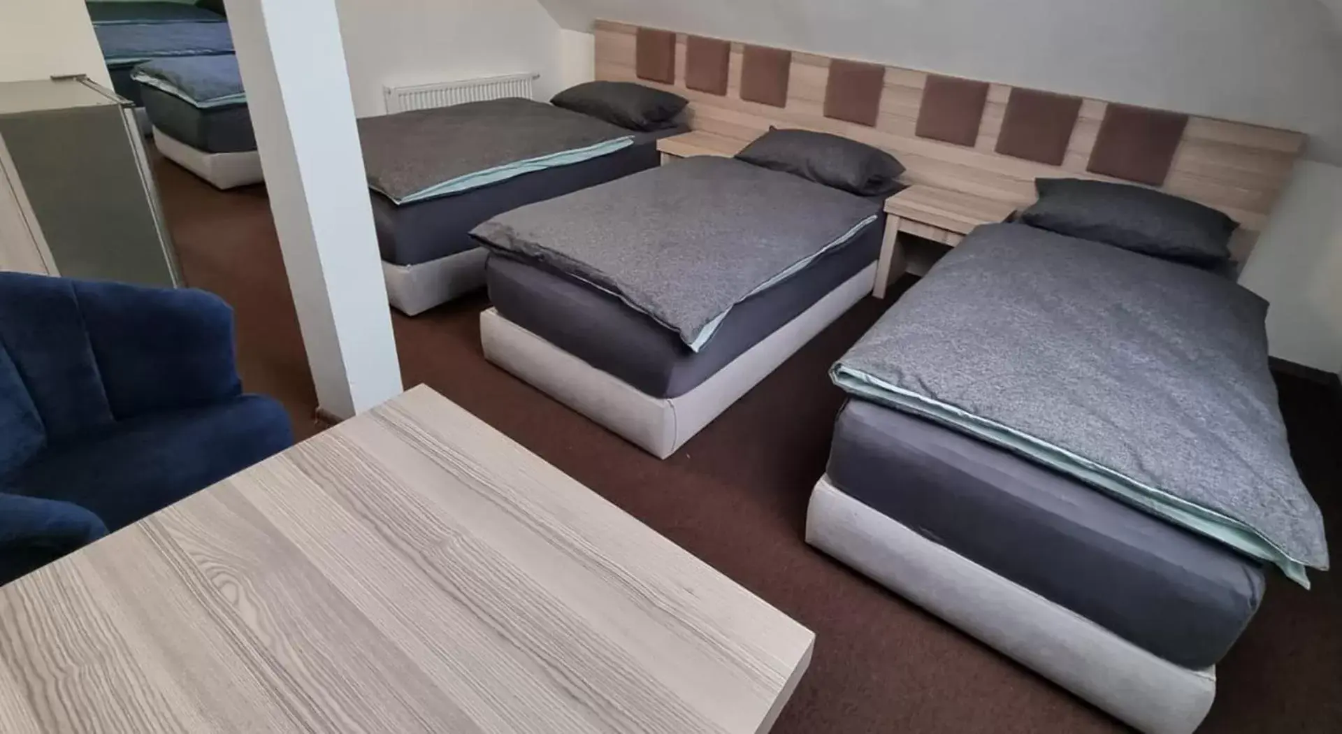 Mixed Dormitory Room in Hotel Linda Mixed Dormitory Room in Hotel Linda