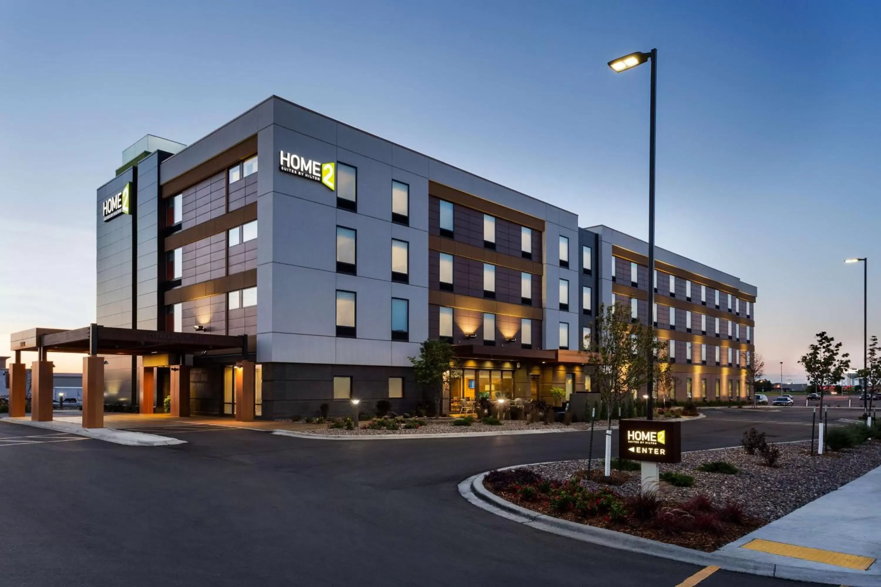 Property Building in Home2 Suites by Hilton Fargo