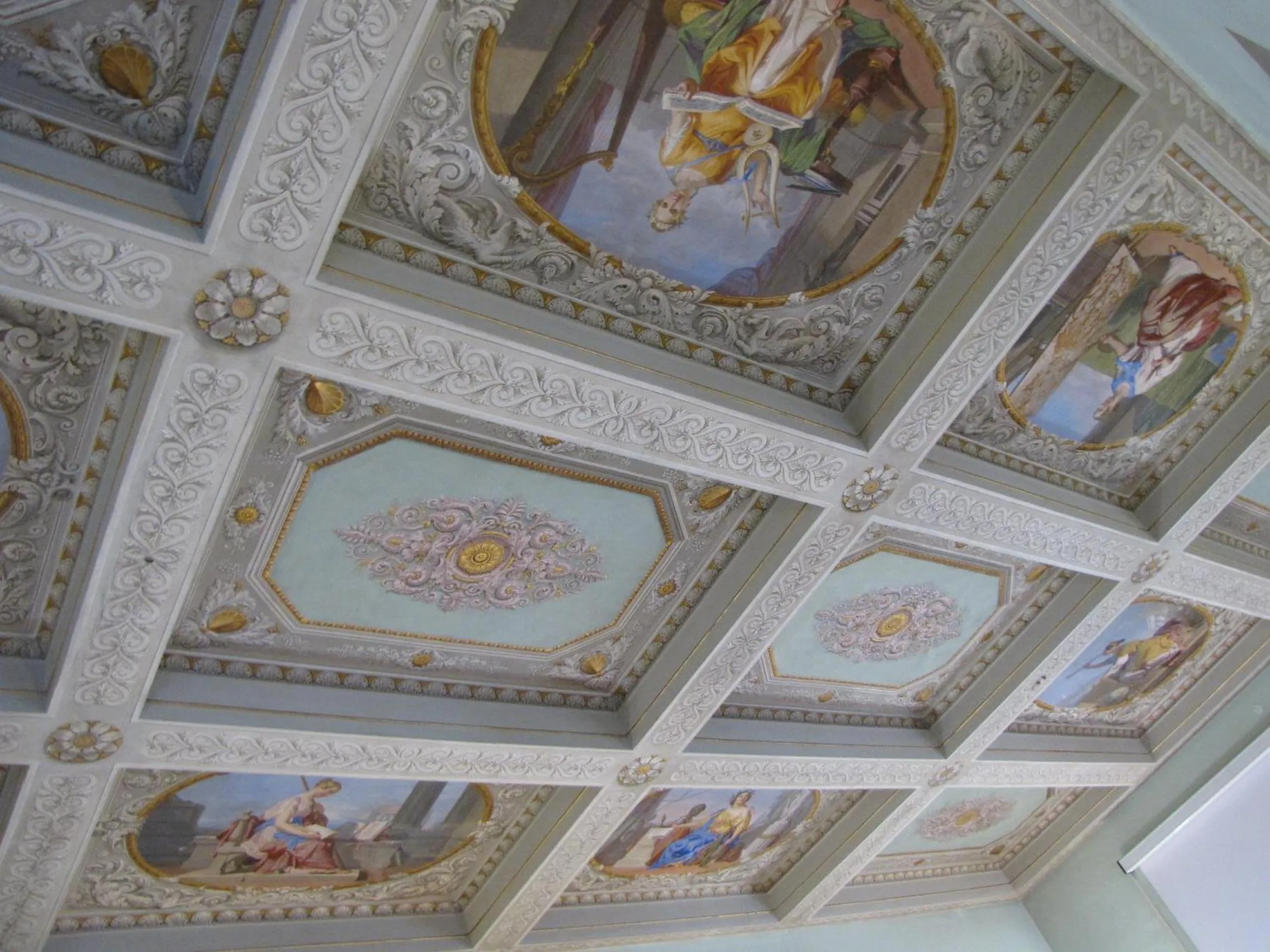 Decorative detail in Casa Santo Nome di Gesu