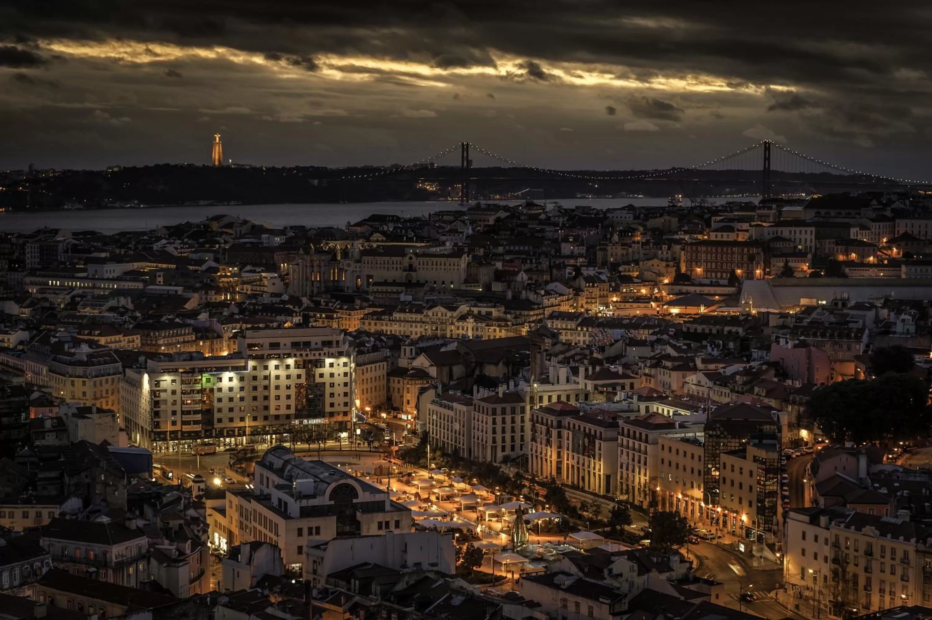 Night in Hotel Dom Sancho I