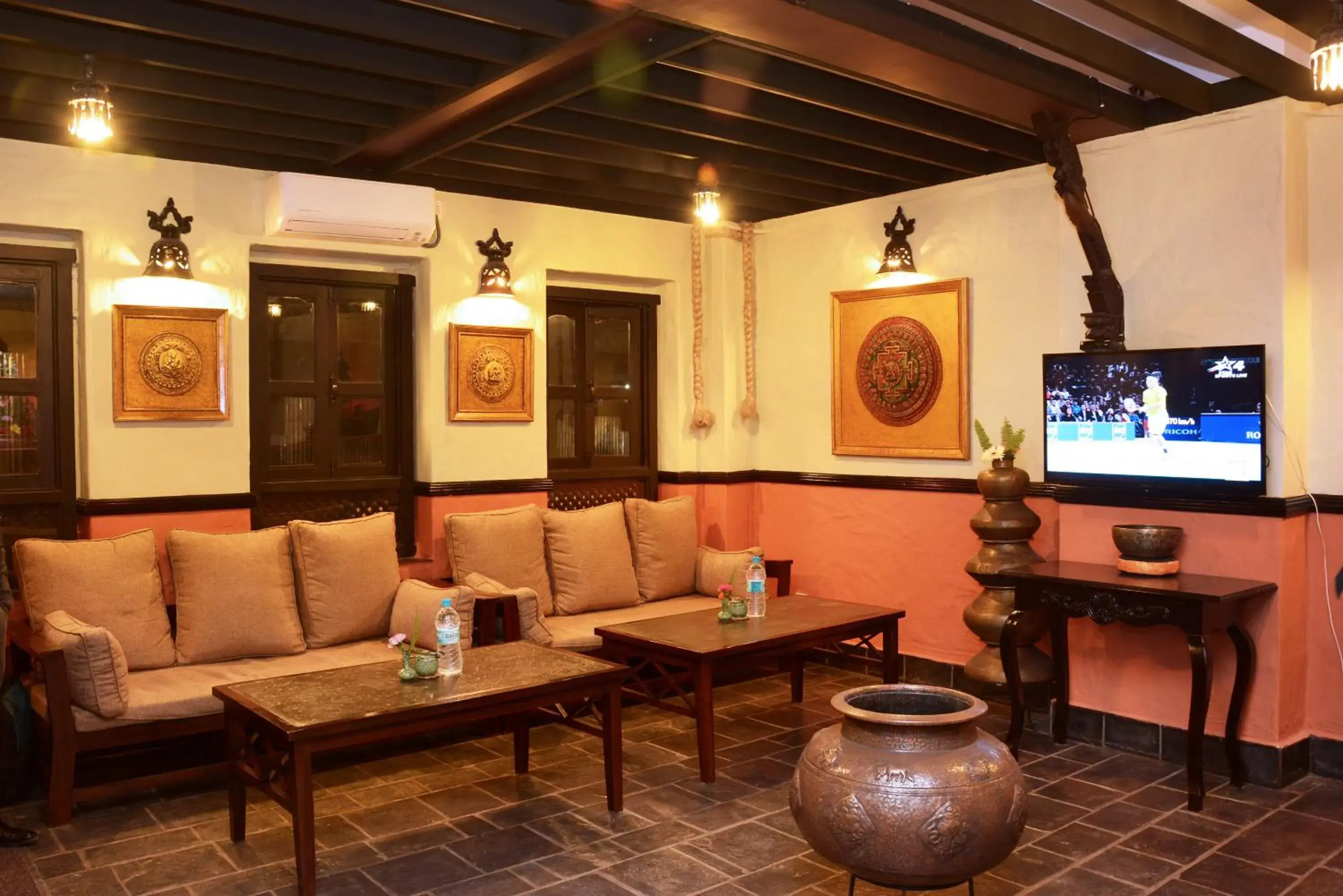 TV and multimedia, Seating Area in Kasthamandap Boutique Hotel