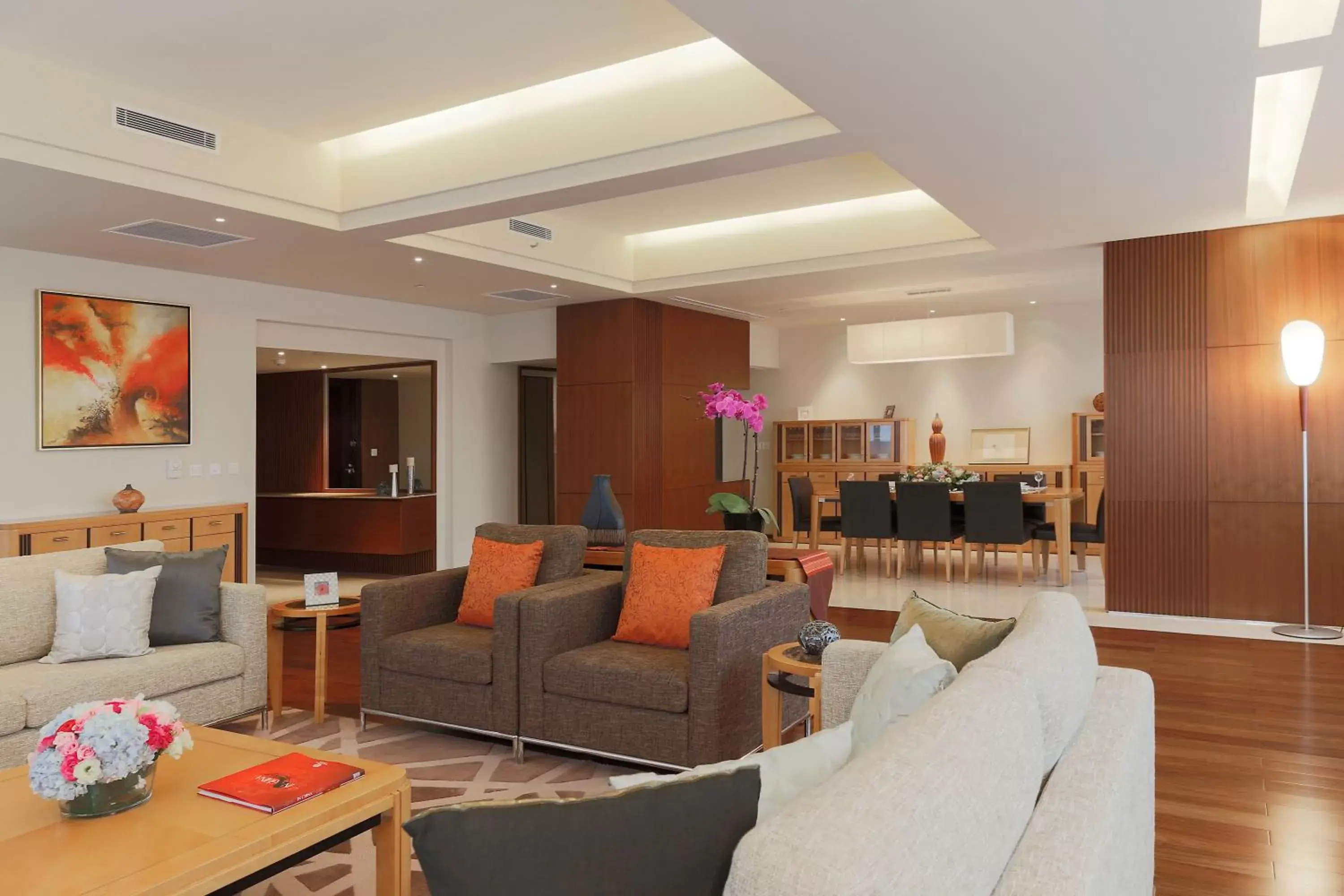 Living room, Seating Area in Shanghai Centre Serviced Apartment