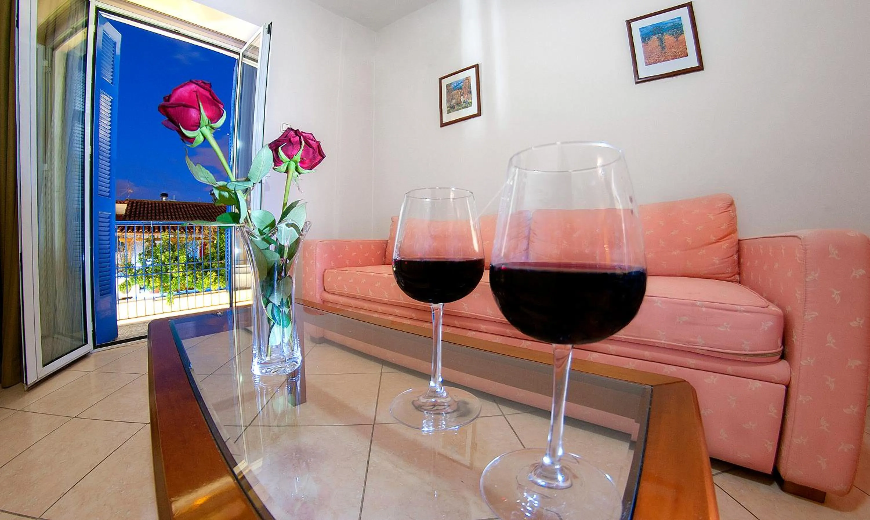 Photo of the whole room in Morfeas Hotel