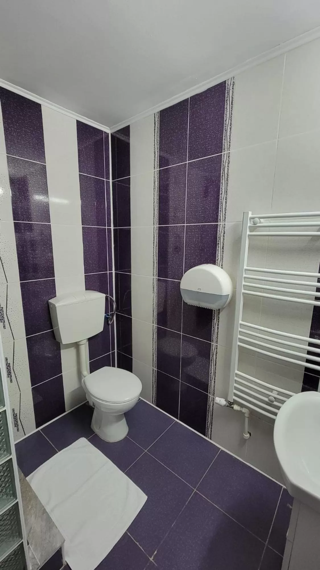 Shower in Hotel IMPERYUM