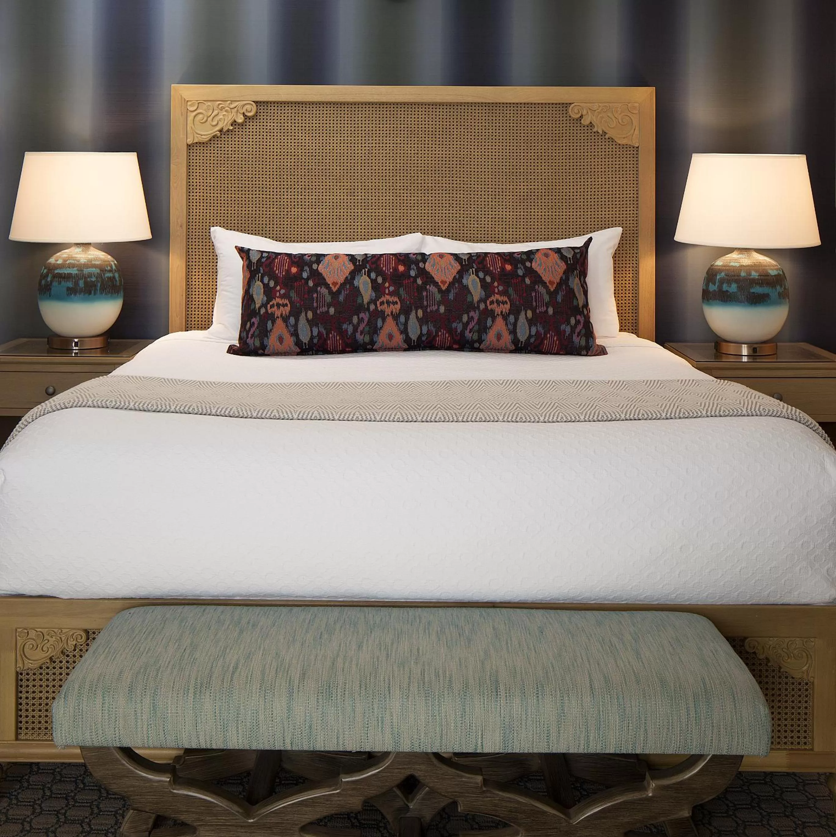 Standard King Room in Spyglass Inn