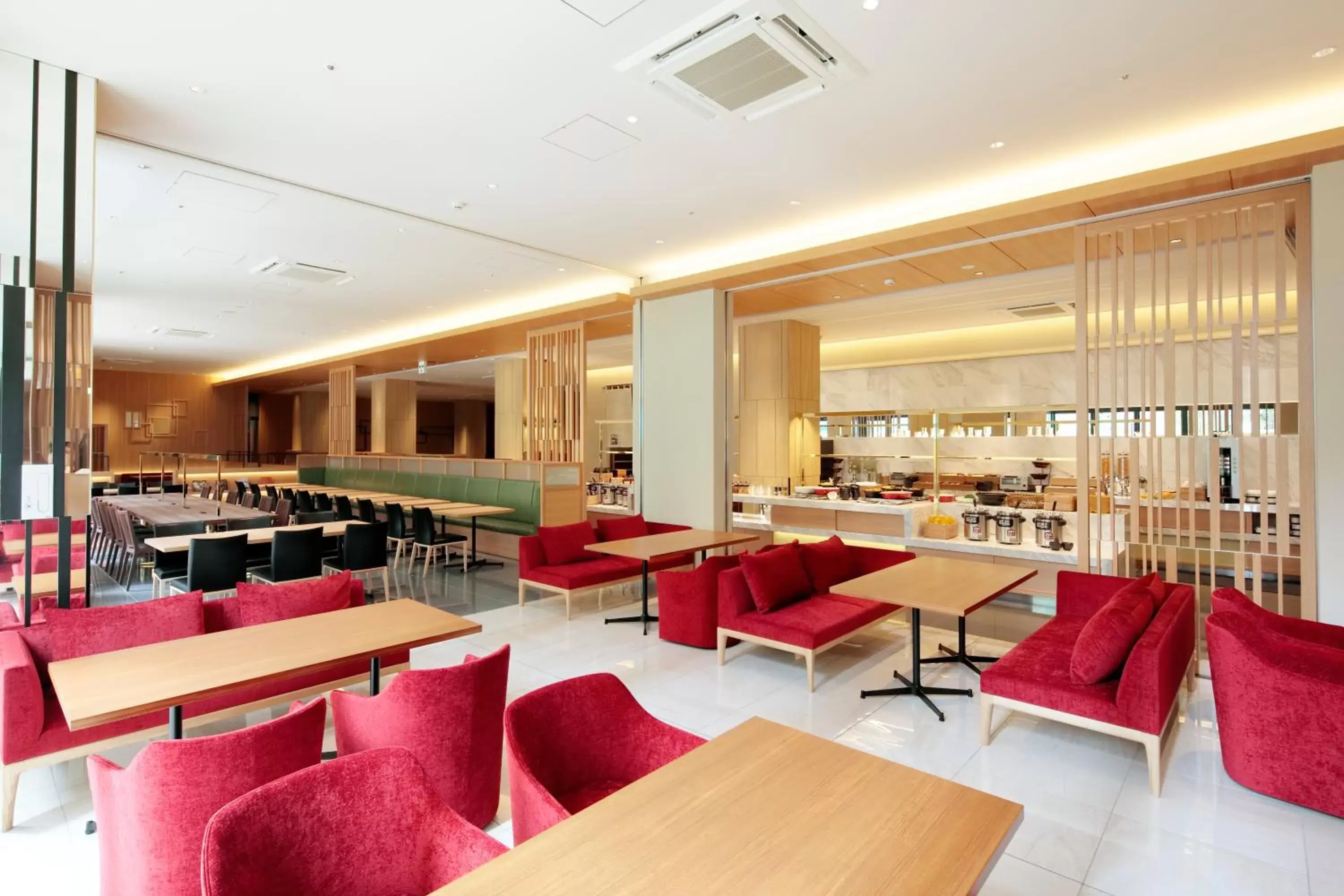 Restaurant/places to eat in Candeo Hotels Osaka Namba