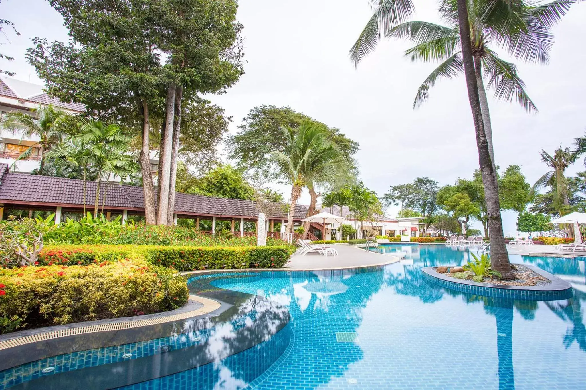 Garden view, Swimming Pool in Novotel Rayong Rim Pae Resort