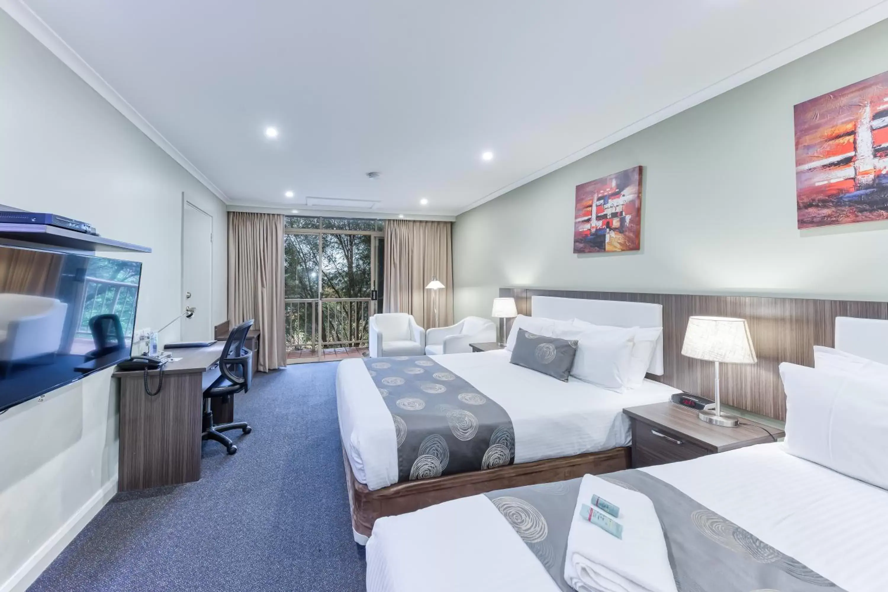 Photo of the whole room in Best Western Melbourne Airport