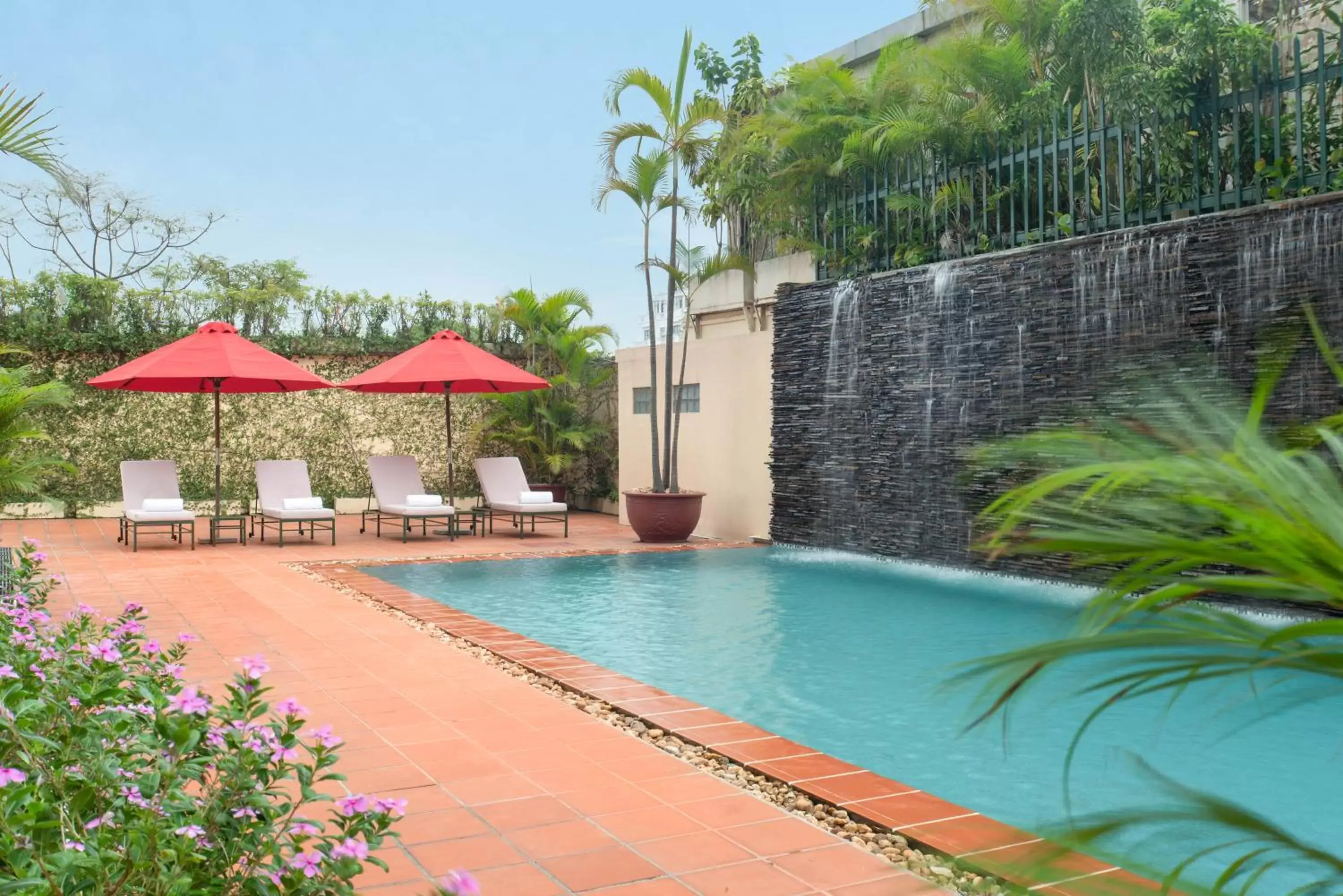 Swimming Pool in Avani Hai Phong Harbour View Hotel