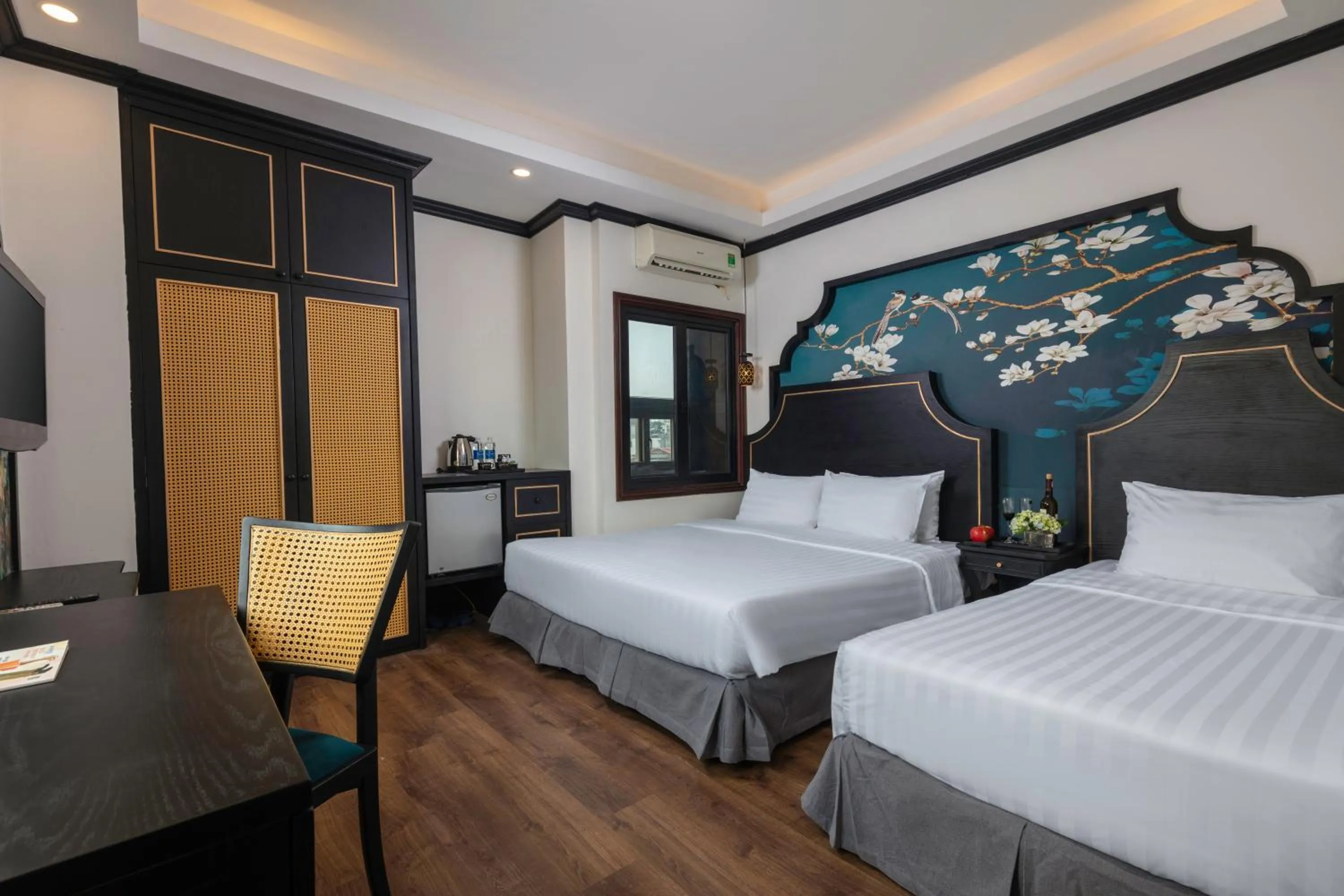 Bed in Queen Light Hotel - Ha Noi Old Quater
