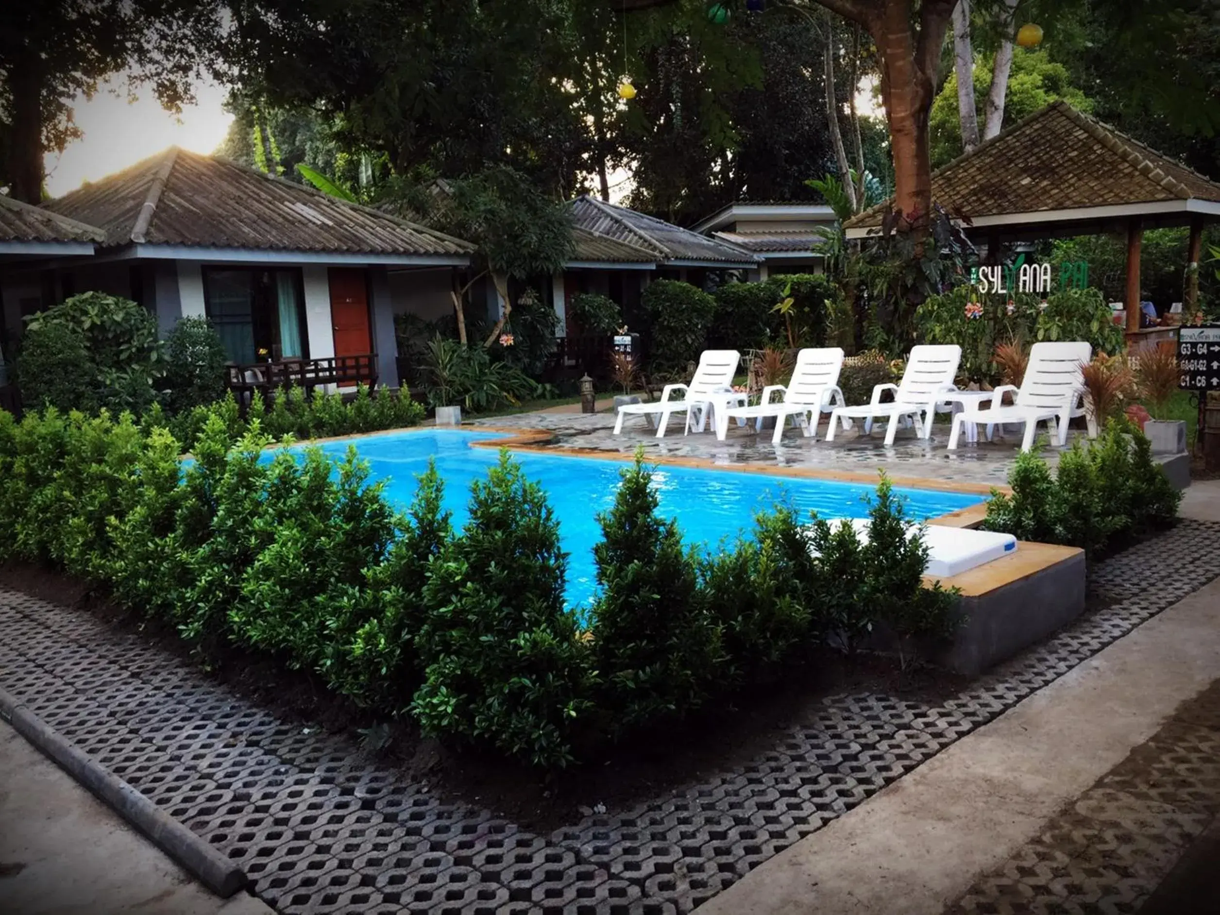 Swimming Pool in The Sylvana Pai Hotel