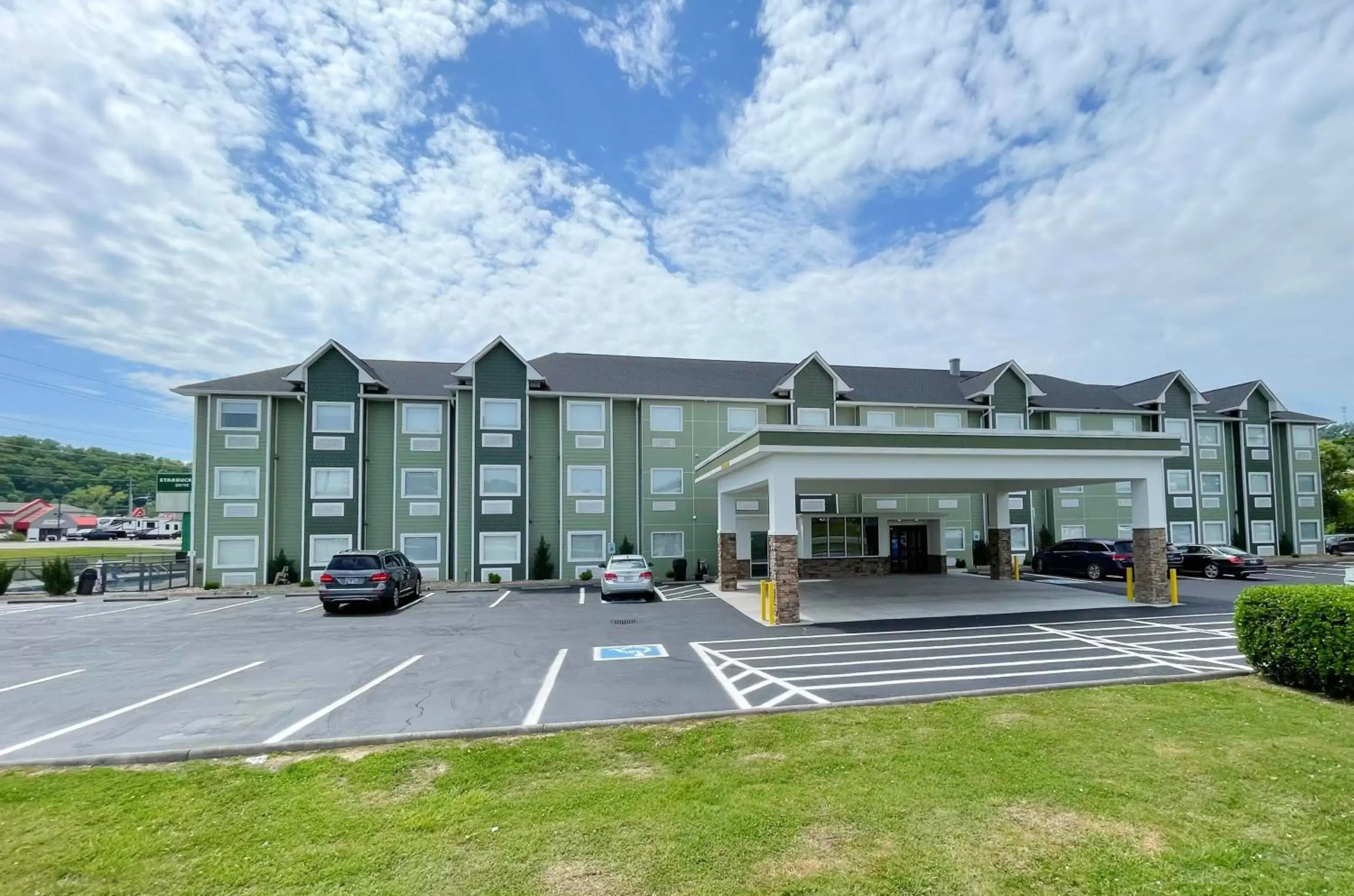Property Building in SureStay Plus Hotel by Best Western Sevierville