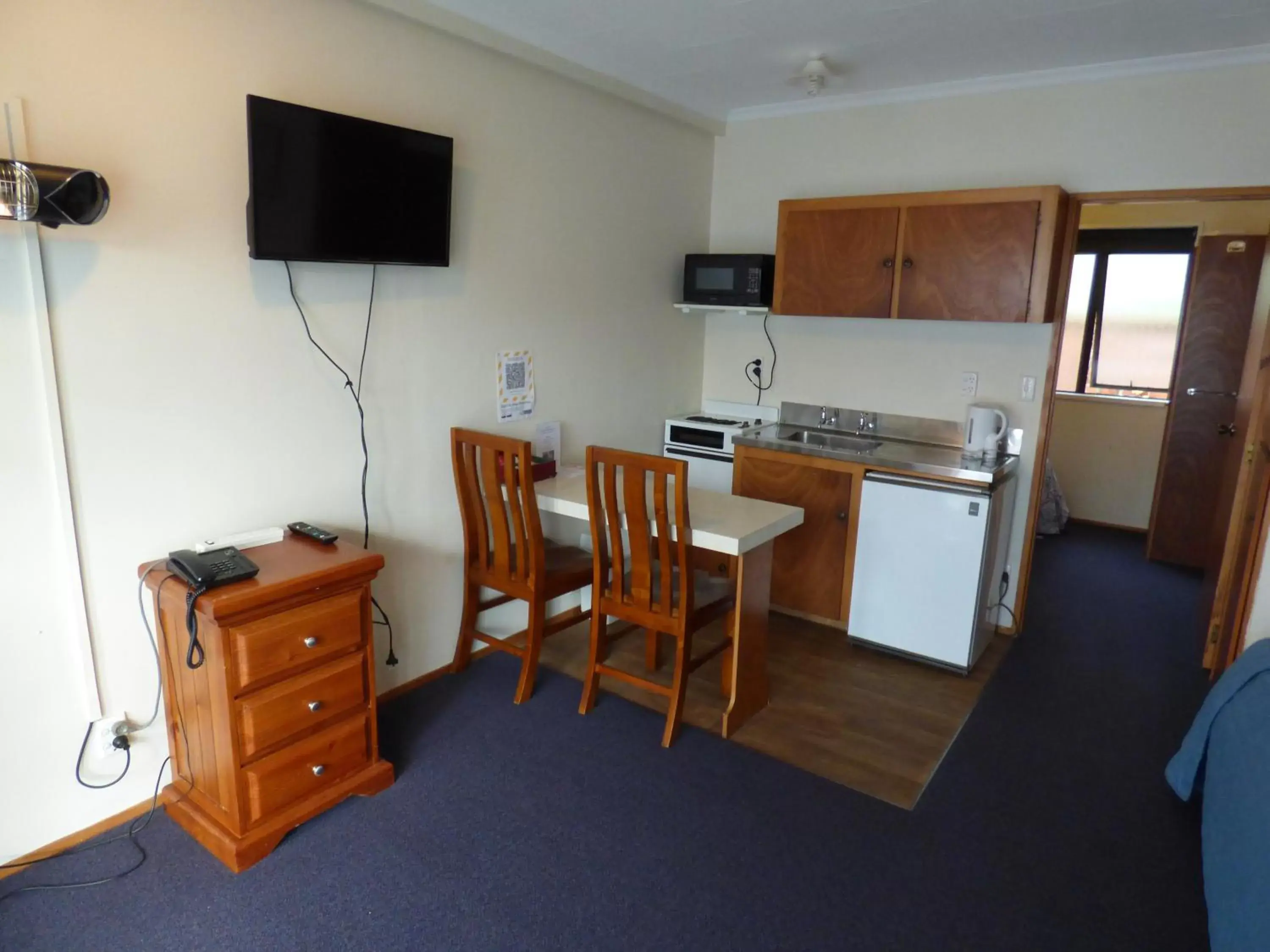 Dining Area in Sahara Motels