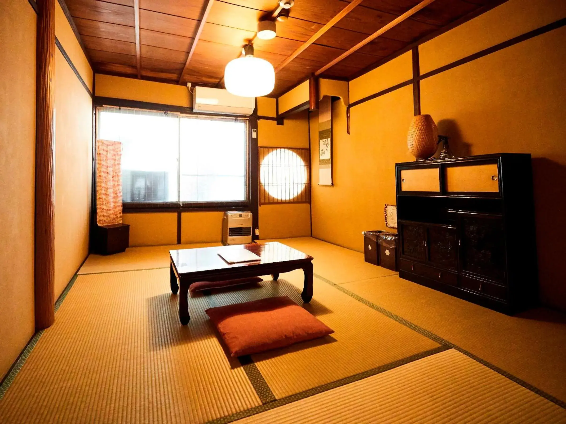 Photo of the whole room, Seating Area in Guest House Waraku-an