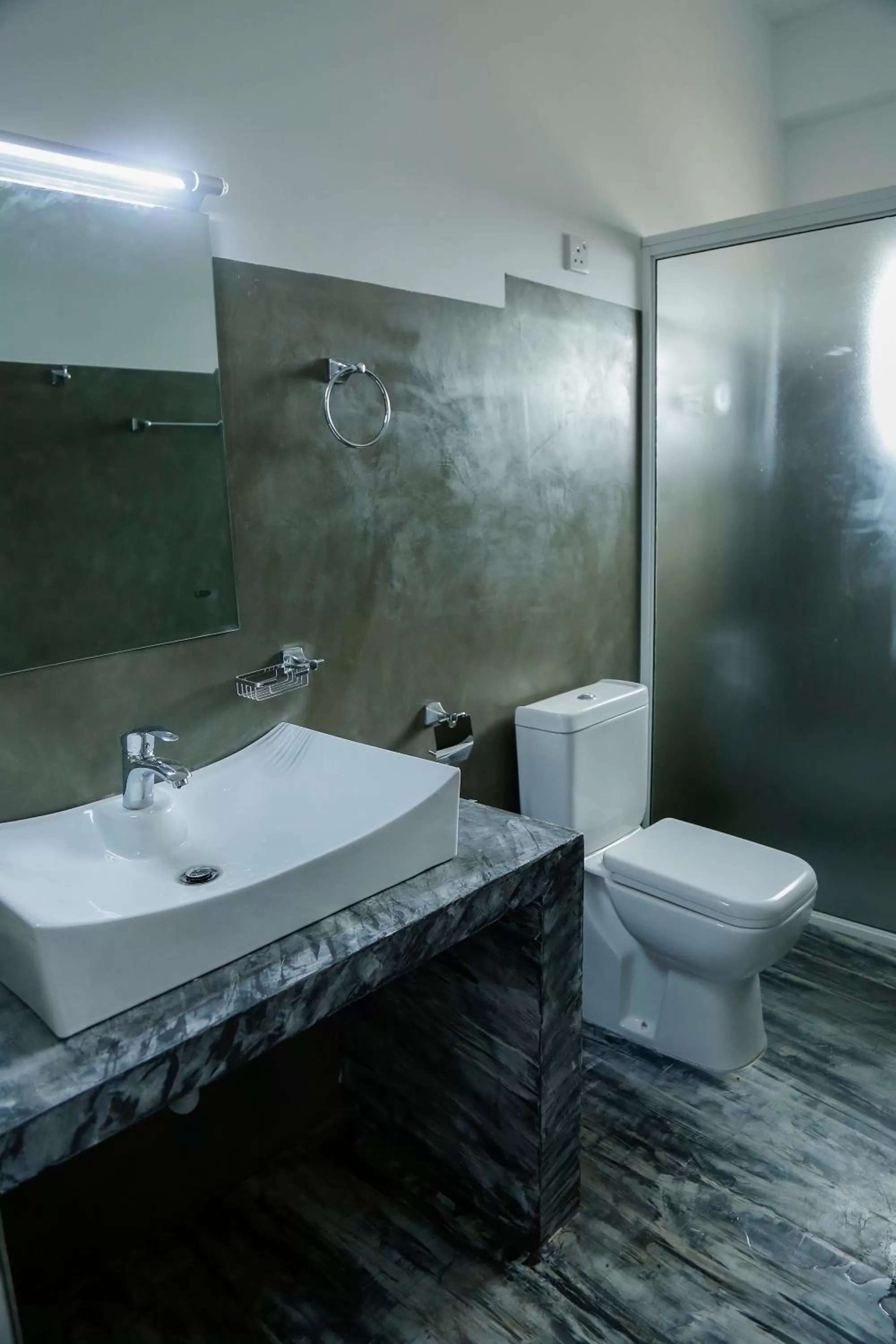 Toilet, Bathroom in 4 Aces Ella