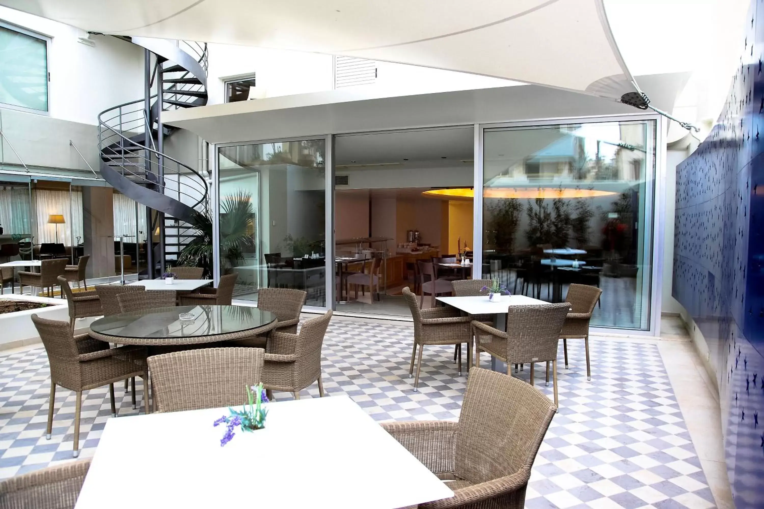 Restaurant/places to eat in Atrion Hotel Restaurant/places to eat in Atrion Hotel