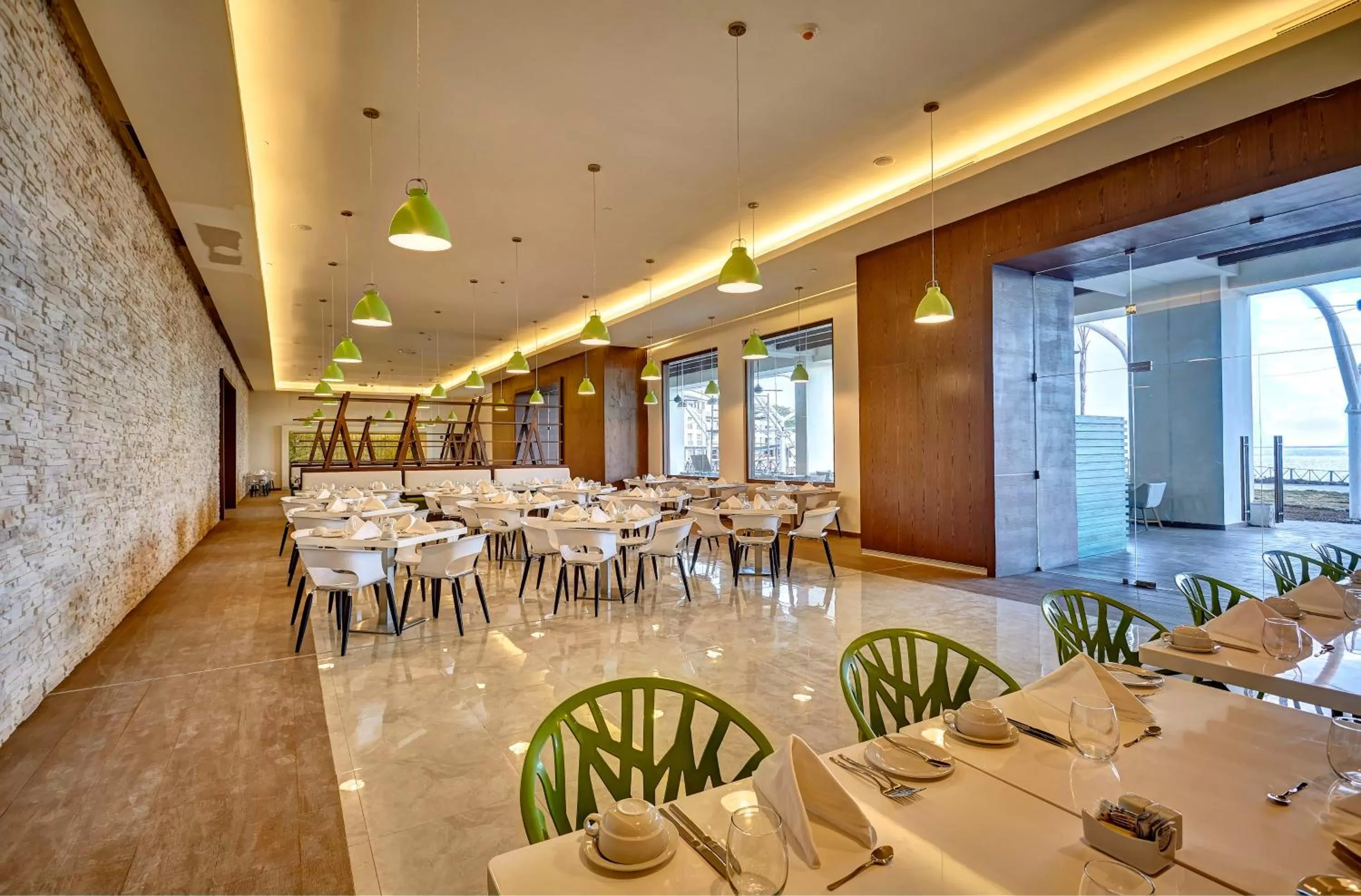 Restaurant/places to eat in Royalton Negril, An Autograph Collection All-Inclusive Resort