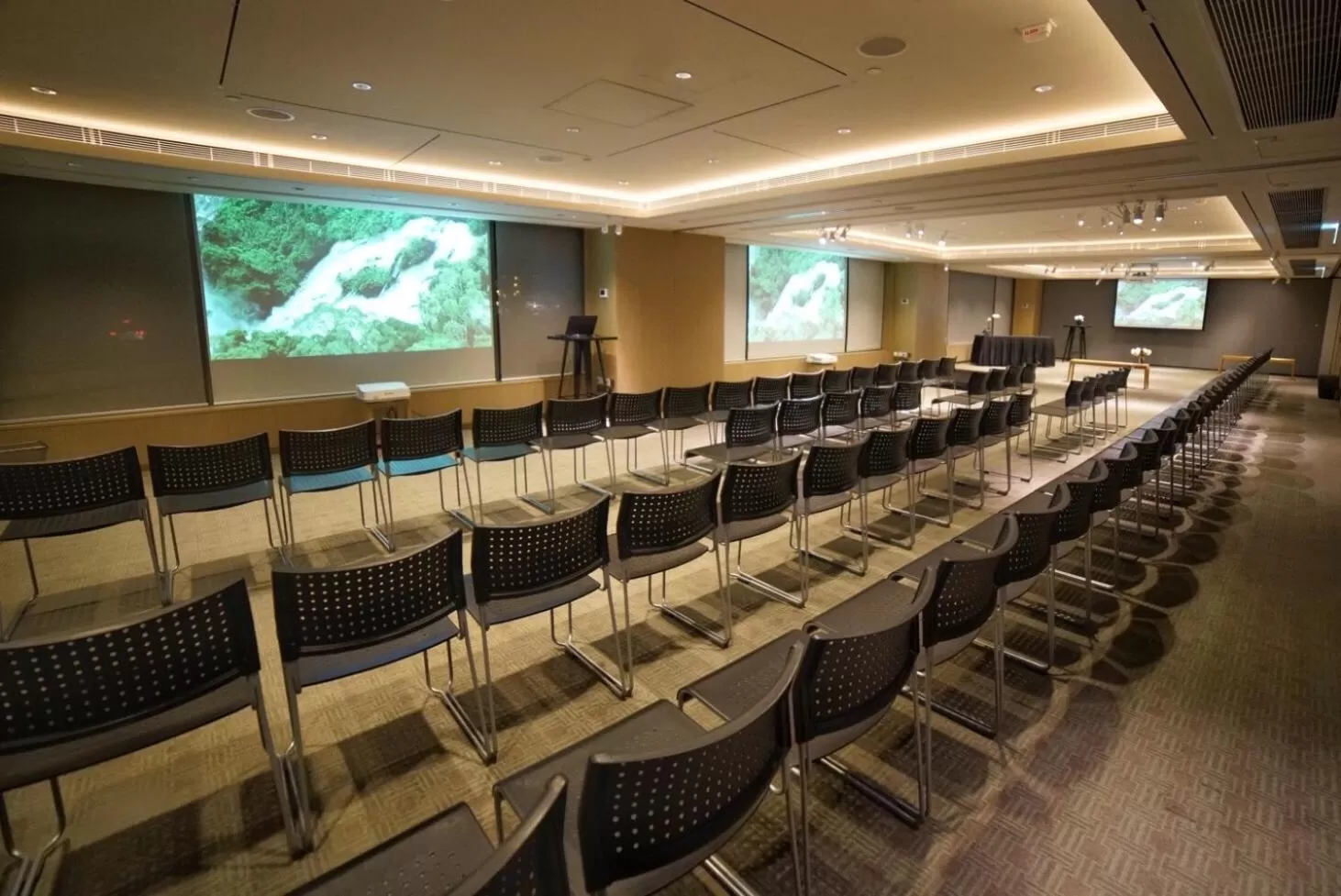 Banquet/Function facilities in Hotel Stage