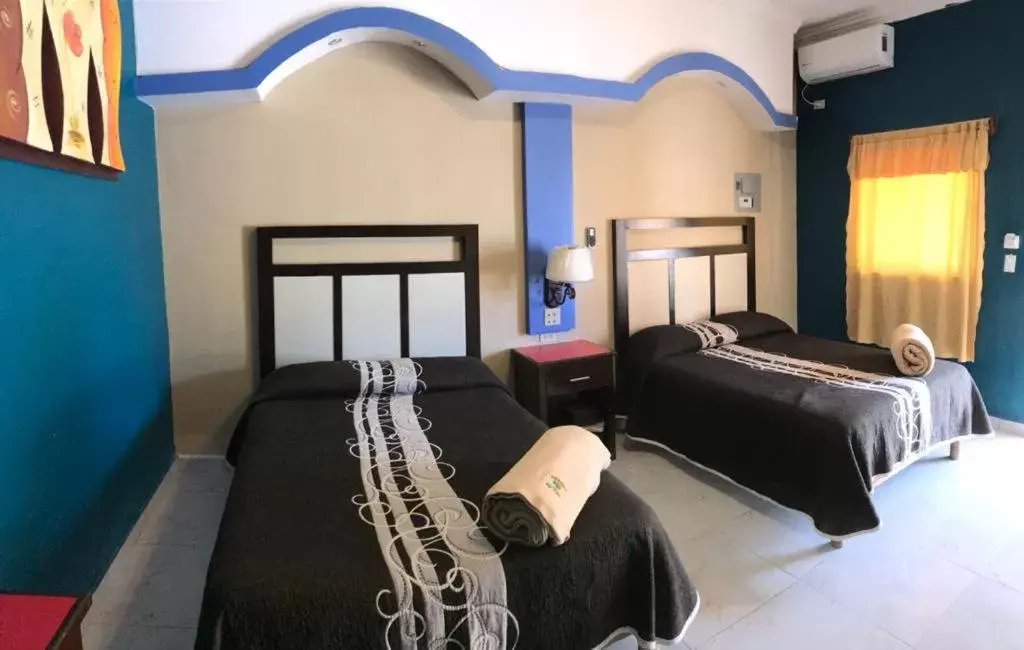 Photo of the whole room, Bed in HOTEL PARAÍSO DEL VALLE