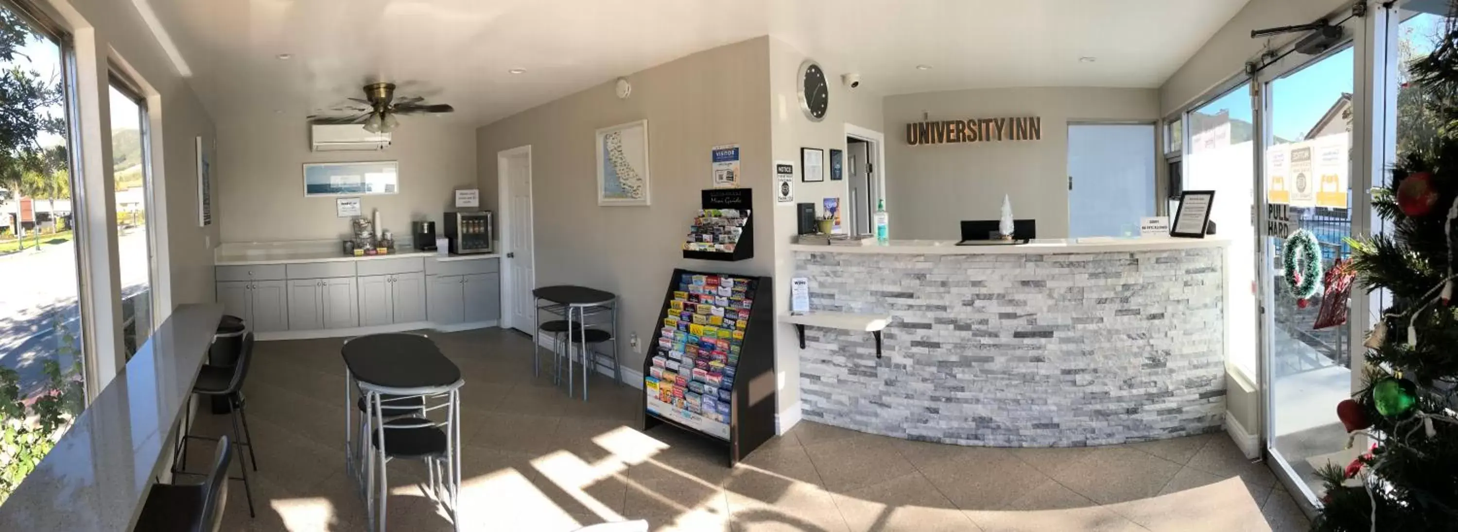 Lobby or reception in University Inn at San Luis Obispo Lobby or reception in University Inn at San Luis Obispo