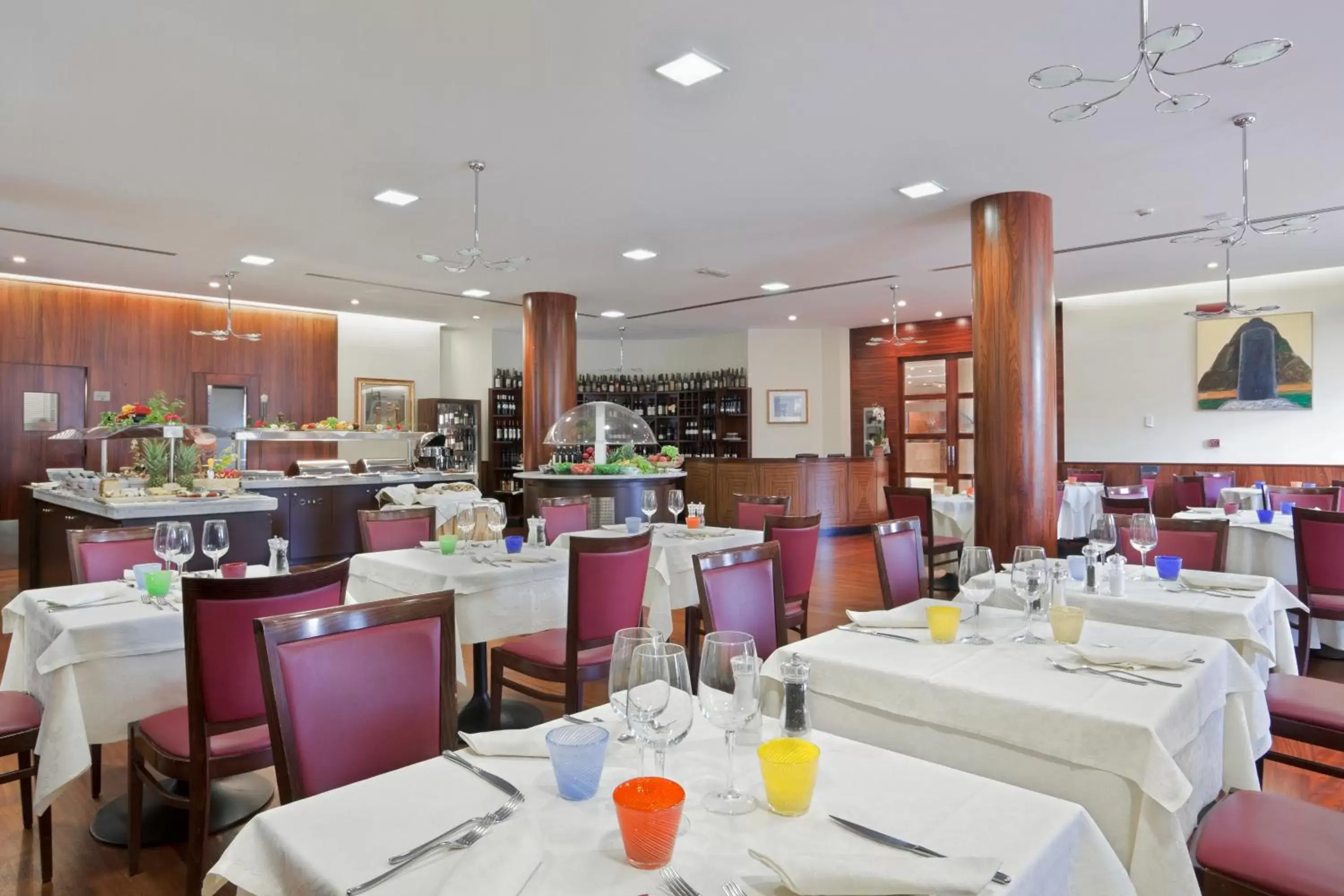 Restaurant/Places to Eat in Crowne Plaza Venice East, an IHG Hotel