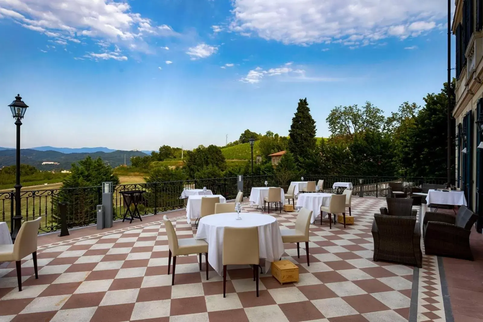 Restaurant/Places to Eat in Hotel Villa La Bollina