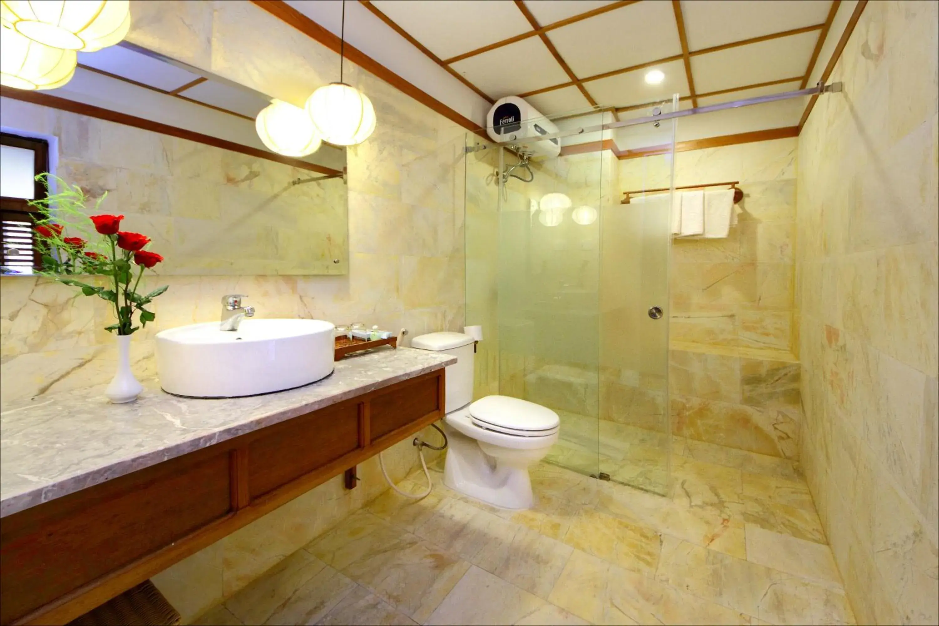 Bathroom in Thanh Van 1 Hotel