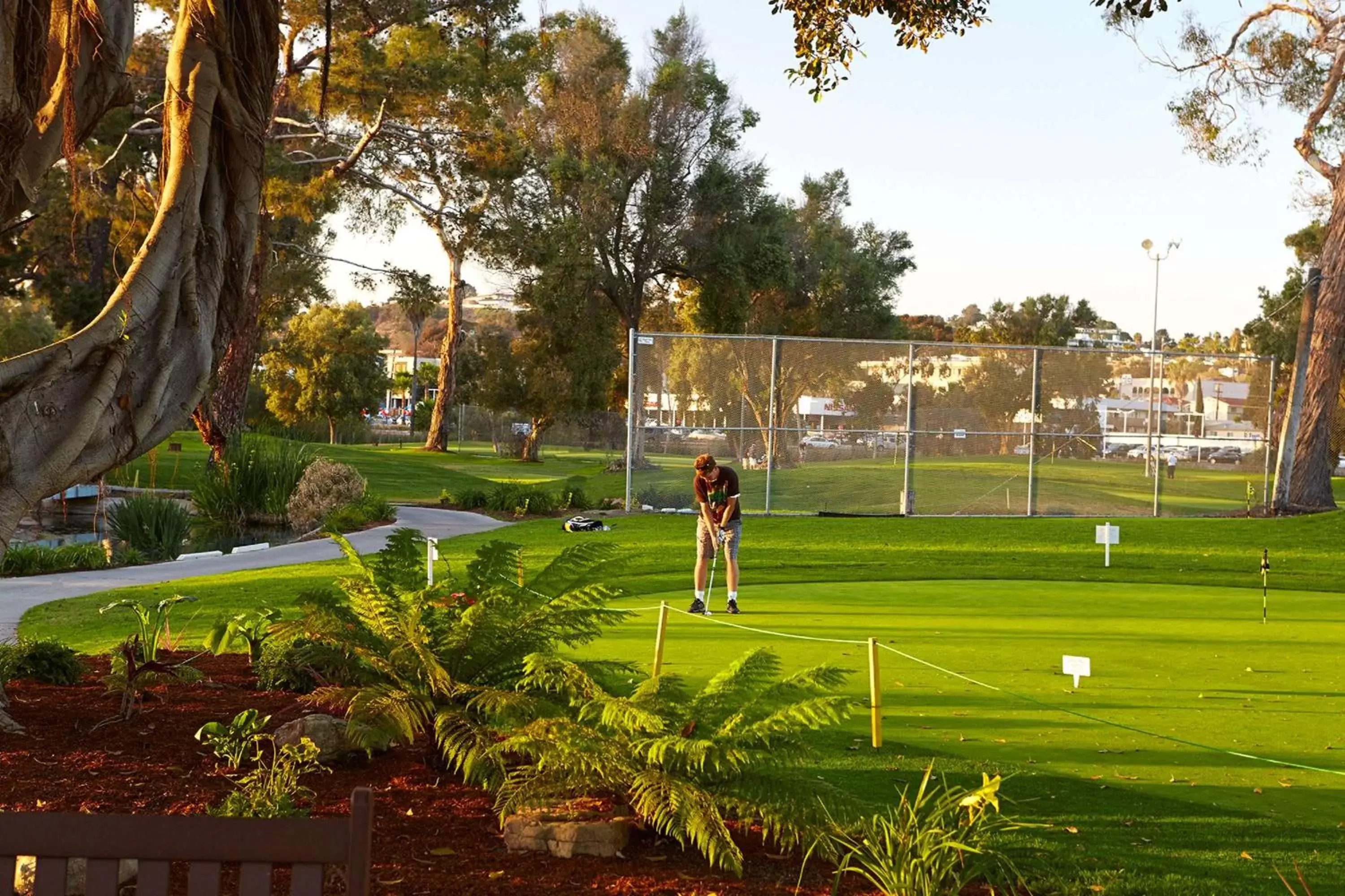Golfcourse, Golf in SureStay Hotel by Best Western San Diego Pacific Beach